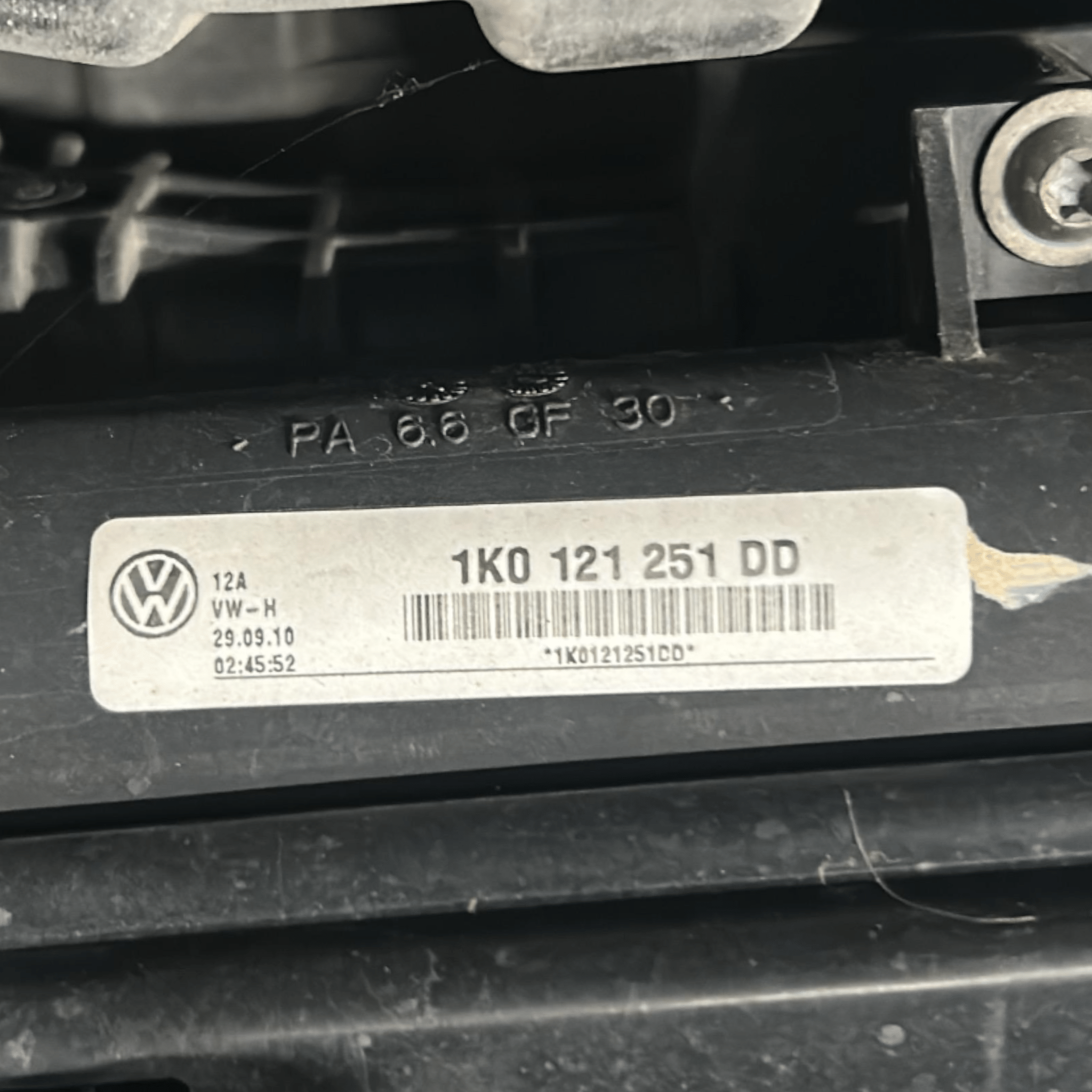 Kit Radiatori + Elettroventola Volkswagen Golf VI cod.1K0121251DD 1.6 Diesel (2004 > 2015) cod.1137328616