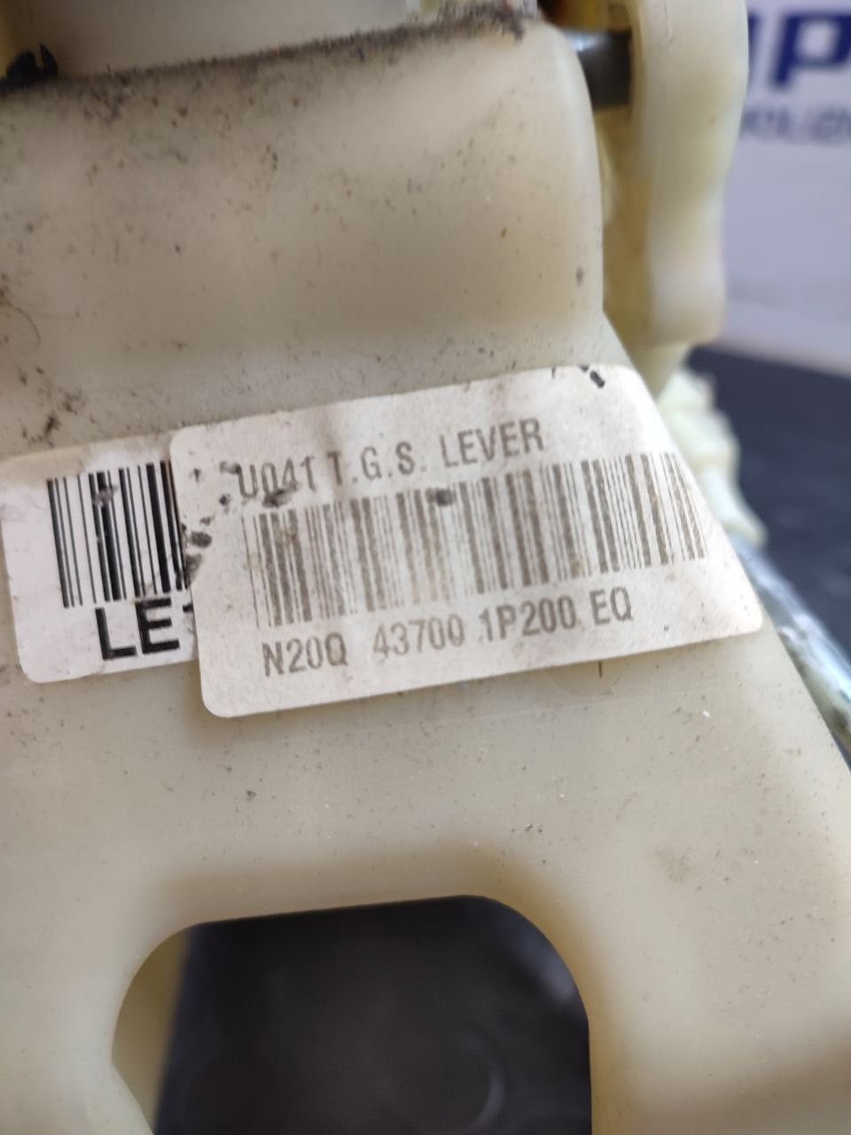 Leva cambio 6m + pomello Kia Venga 2012 1.4 crdi cod n20q 43700 1p200eq