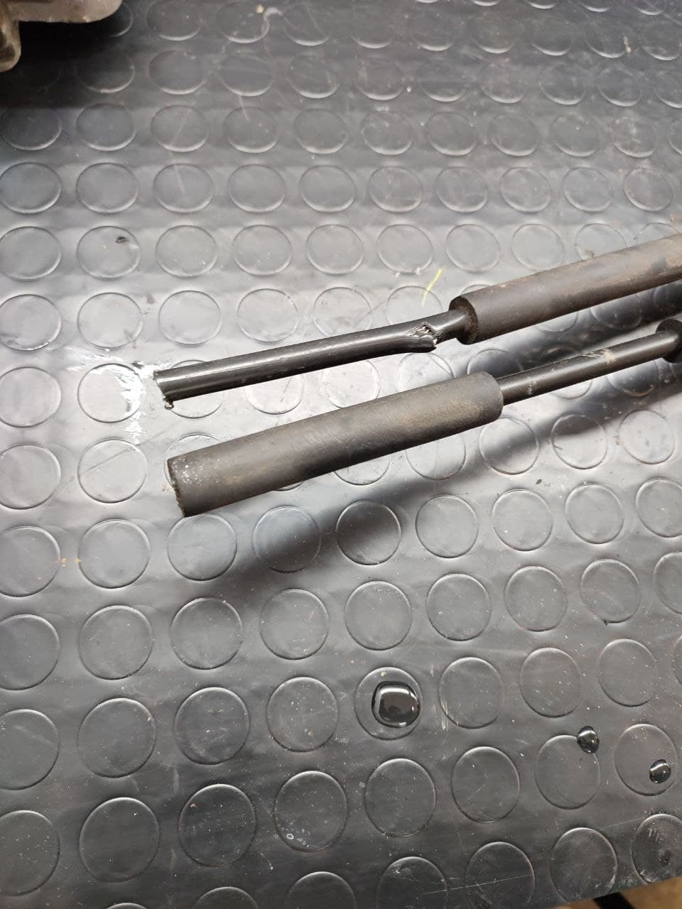 Leva cambio manuale Peugeot 208 1.6 cod: 9806780680