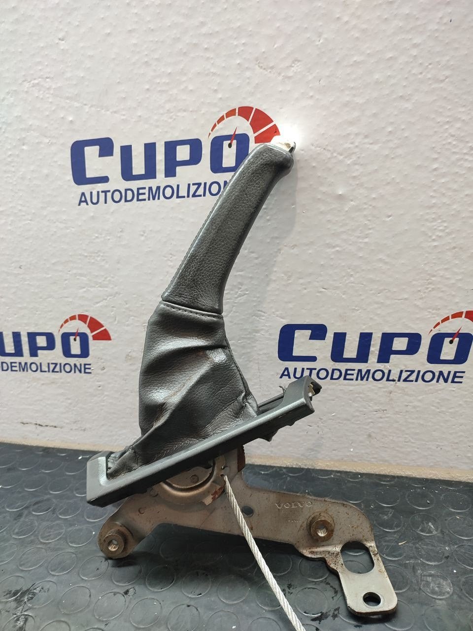 Leva del Cambio VOLVO V70 II SERIE 2.4 cod: 30645174