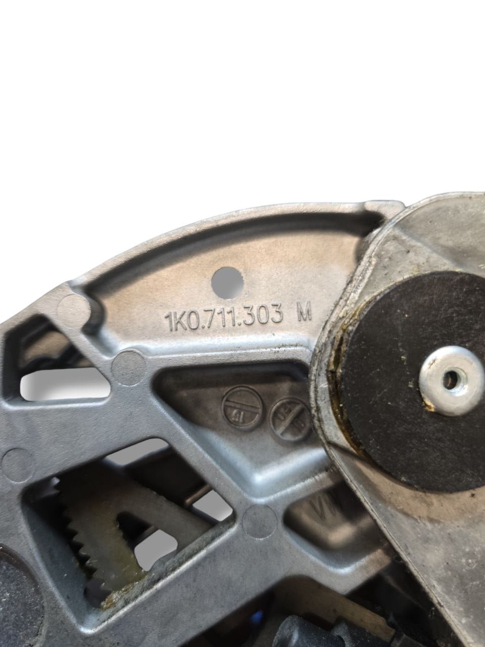 Leva Del Freno A Mano Volkswagen Golf VI ( 2008 - 2012 ) Cod : 1K0711303M