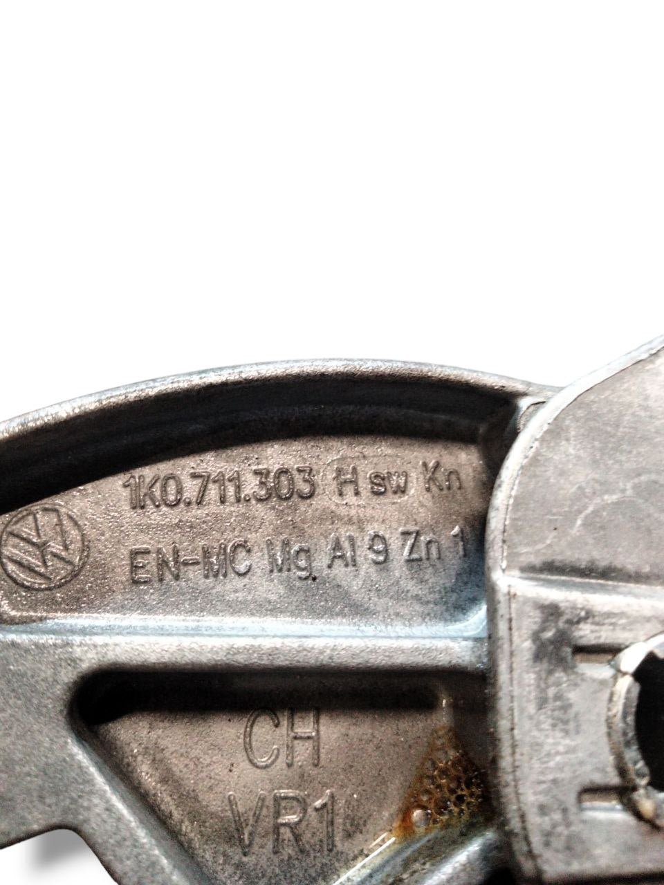 Leva freno a mano / Freno di stazionamento Volkswagen Golf 5 Plus (2005-2009) cod.1K0711303
