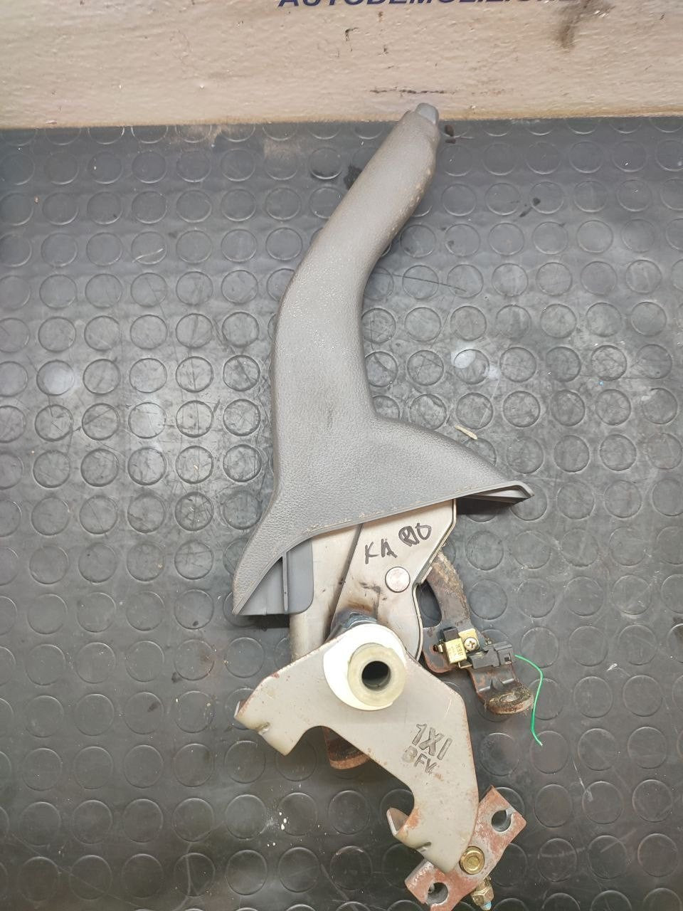 Leva Freno a mano KIA RIO III 1.5 d