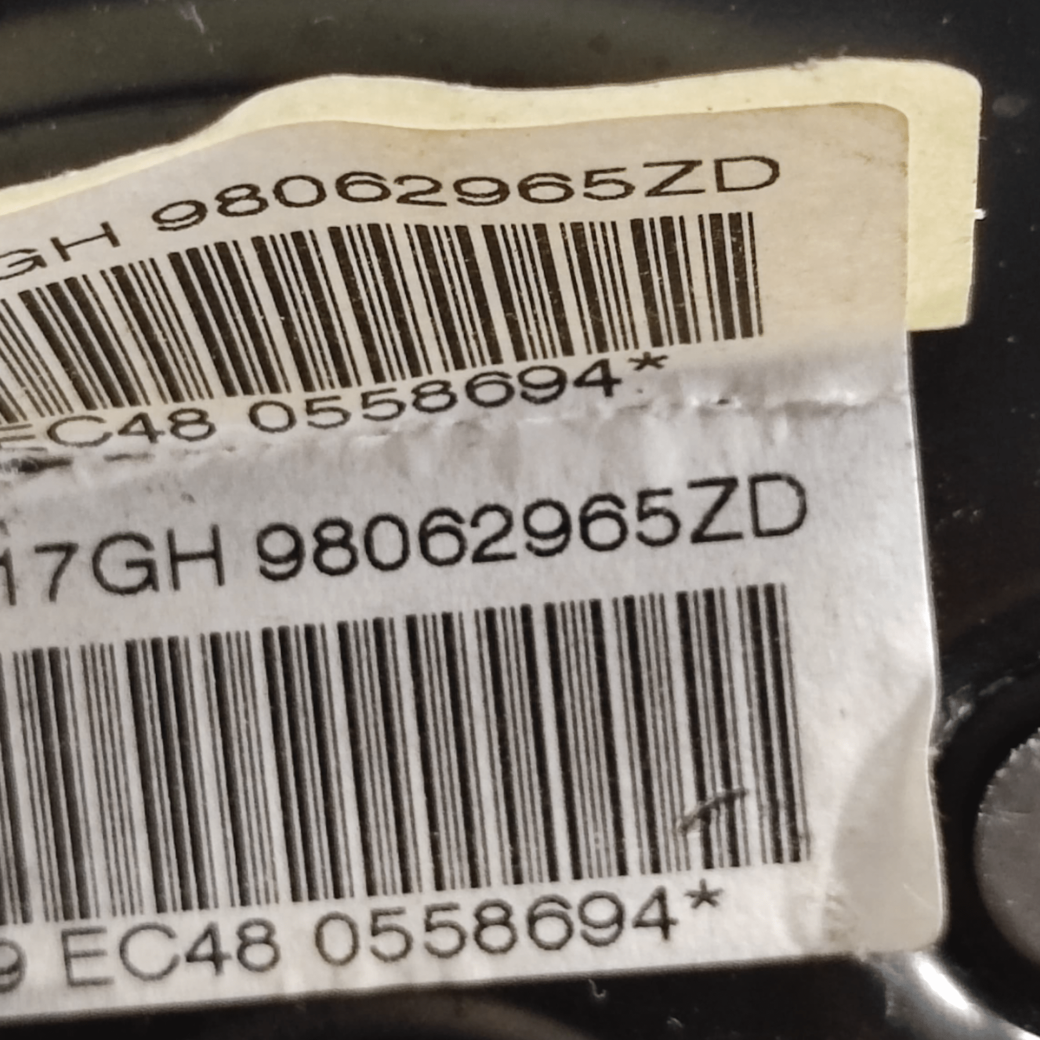 Leva Freno A Mano Peugeot 208 COD: 98062965ZD (2012-2019)