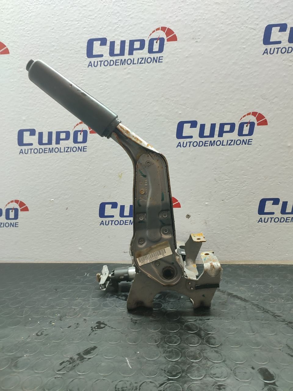 Leva freno a mano PEUGEOT PARTNER TEPEE 1.6 (2012) D cod: 9680786377 - BIBA-RICAMBI