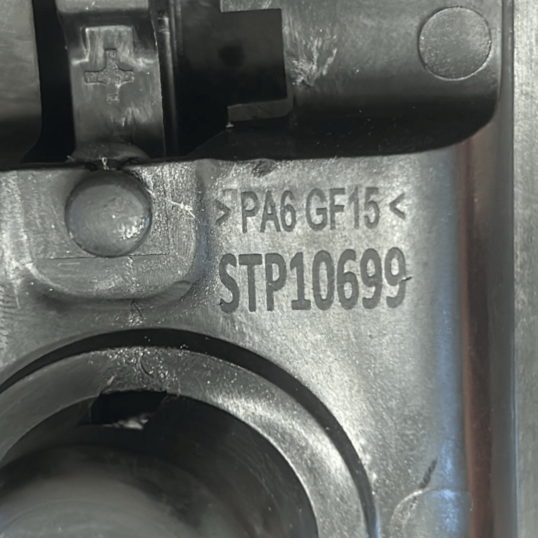 Maniglia / Leva Ripiegabile Sedile Posteriore Sinistro Alfa Romeo Stelvio cod.STP10699 (2016 > )