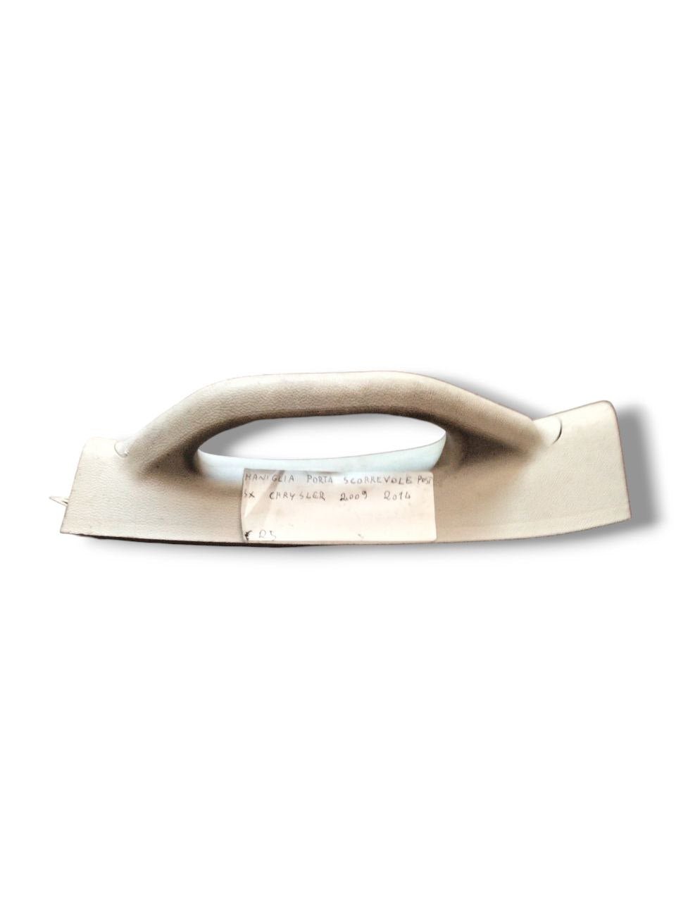 Maniglia porta scorrevole posteriore sinistra sx chrysler voyager (2009-2014)cod.F1028F4501