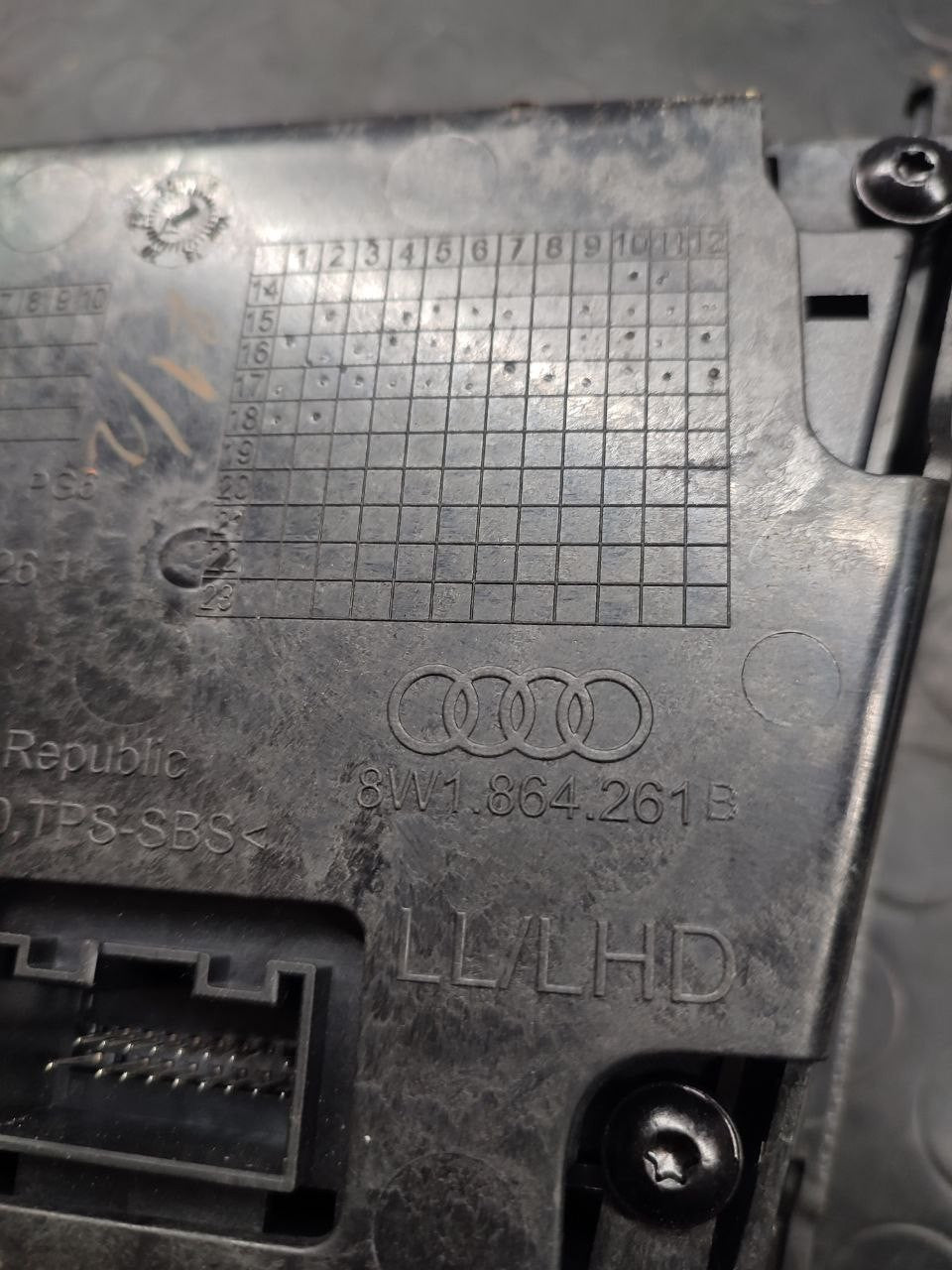 Manopola joystick computer di bordo Audi A4 Avant ( b9 - 2018 ) cod 8w1864261b