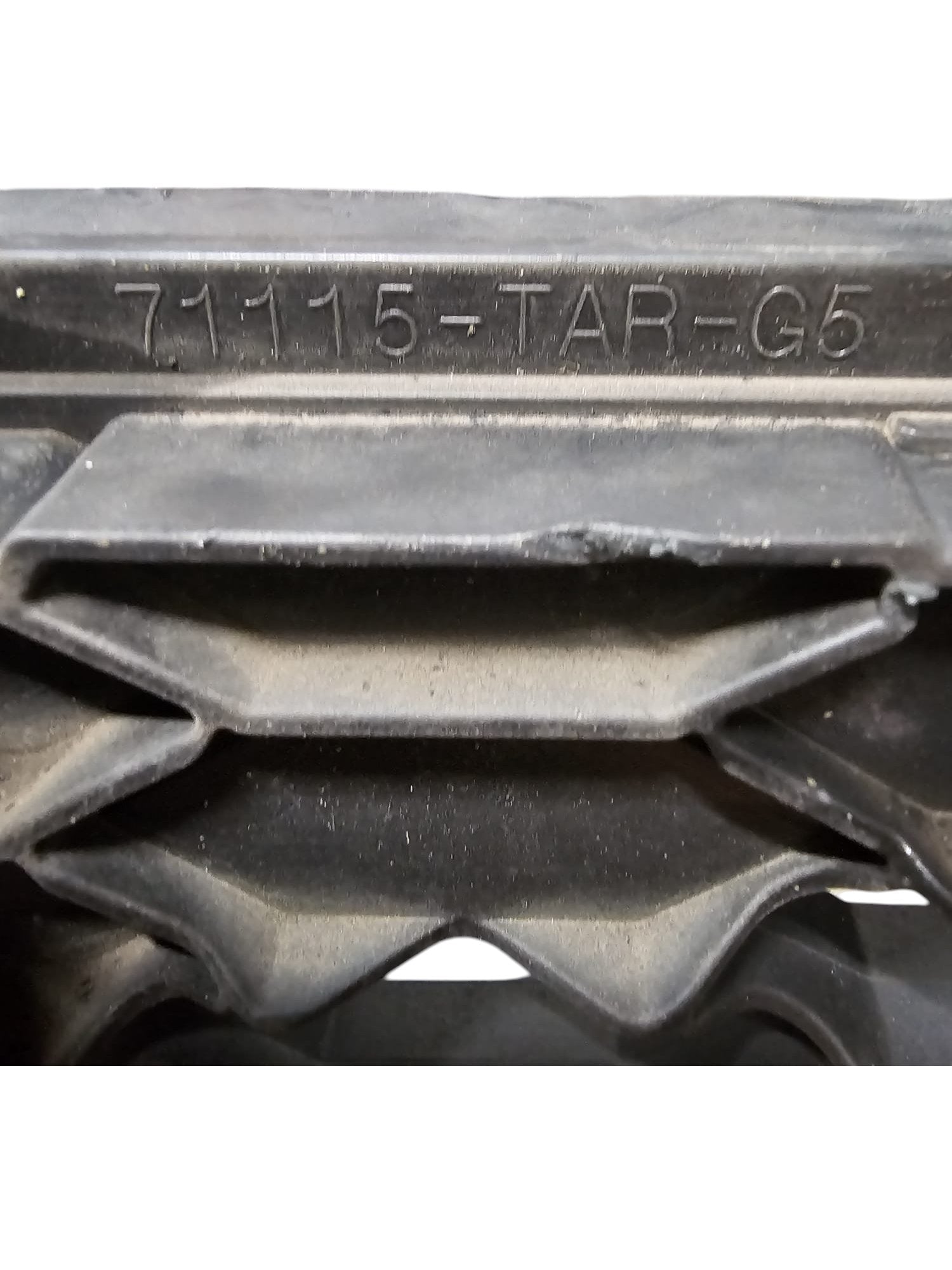 Mascherina Anteriore Paraurti Honda Jazz III (2013-2019) Cod:71115-TAR-G5