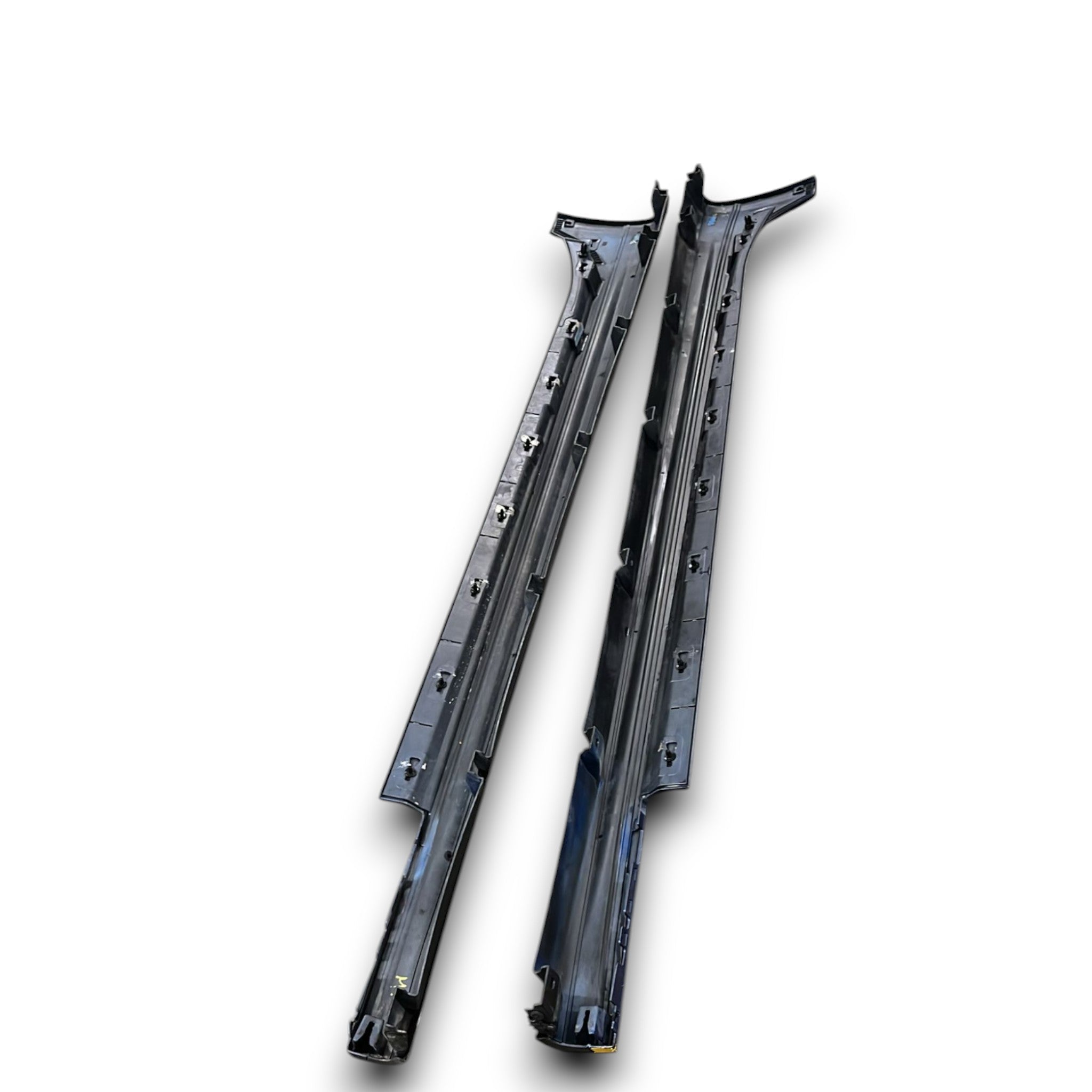 Minigonna / Sottoporta Laterale Destro + Laterale Sinistro Maserati Ghibli cod:670010791 (2013 > 2024)