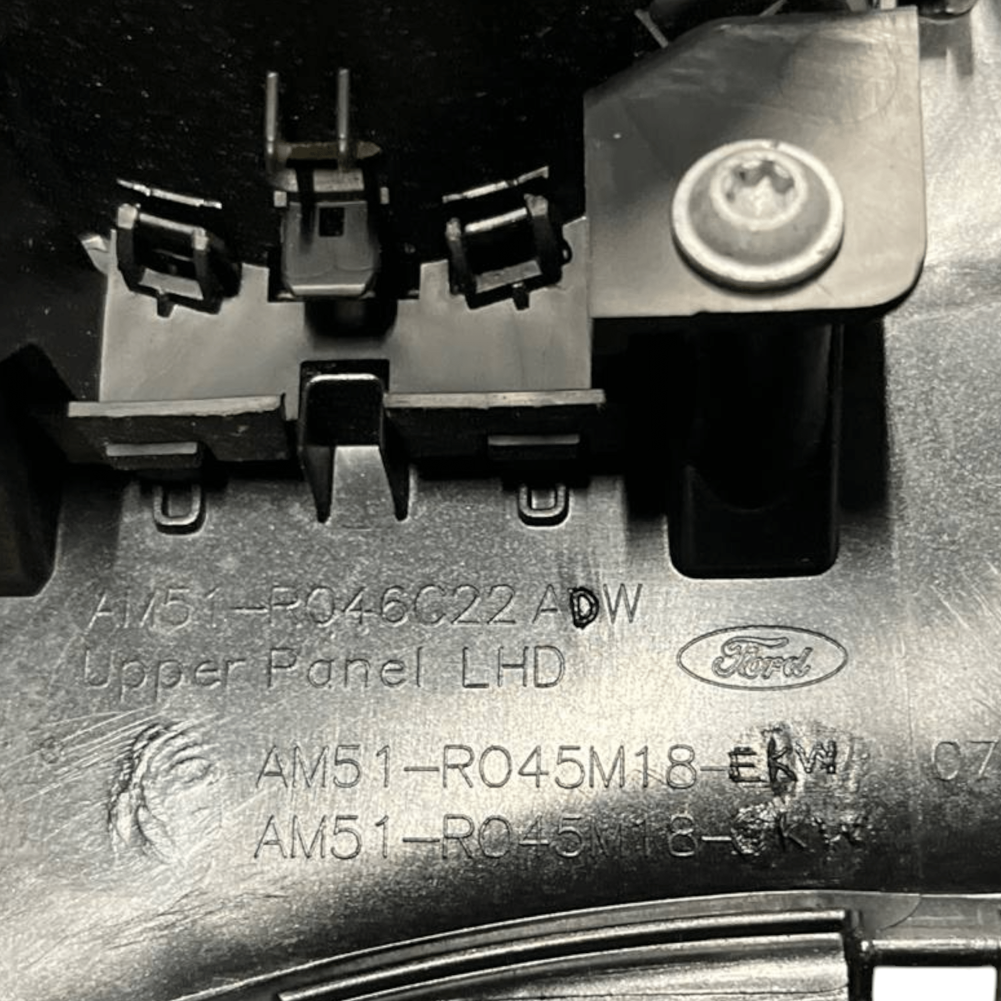 Modanatura tunnel centrale Ford Kuga II (2012-2019) cod.AM51-R045M18