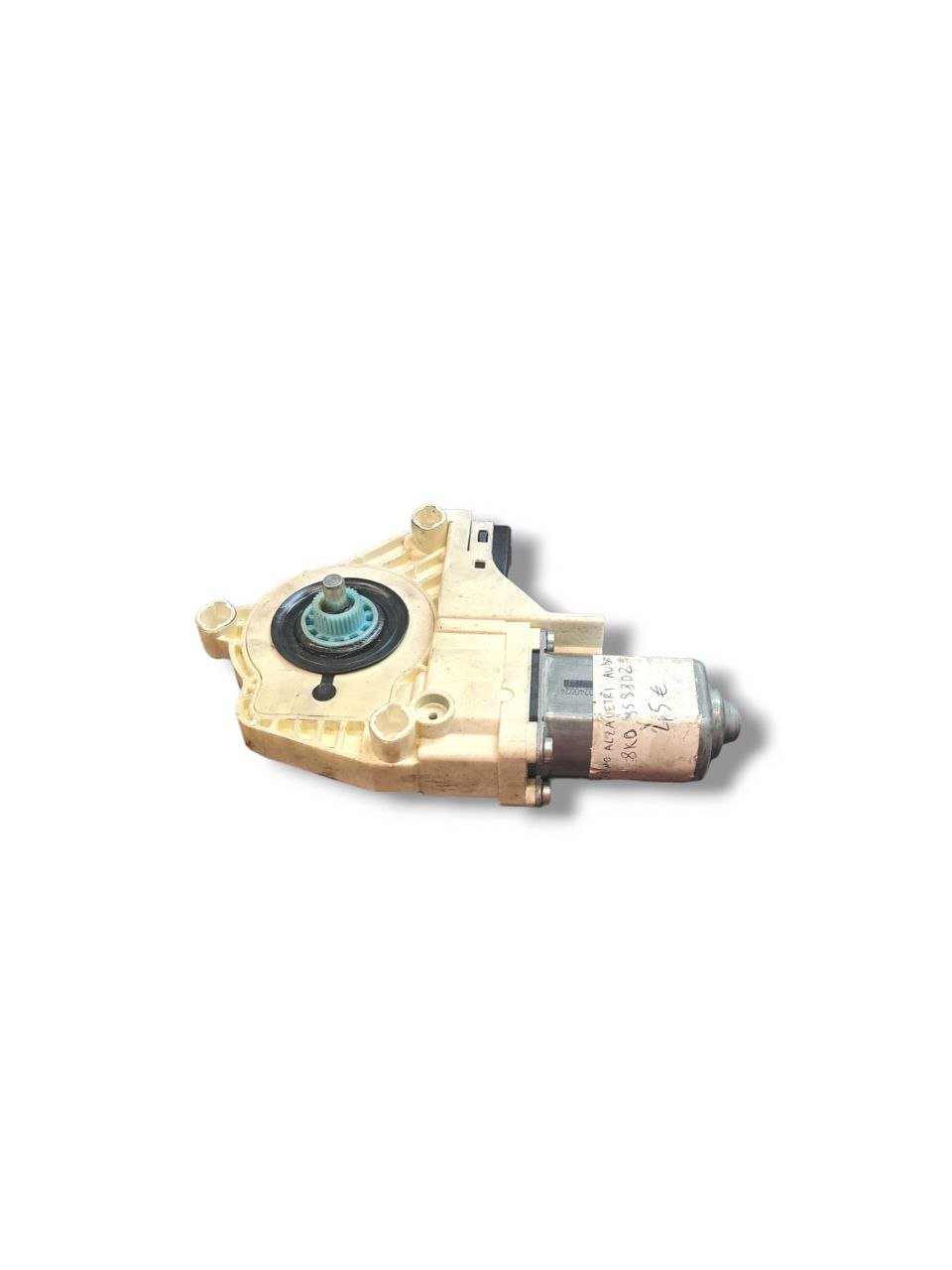Motorino alzavetro Anteriore Destro (dx) Audi A4 B8 (2010) COD:8k0959802