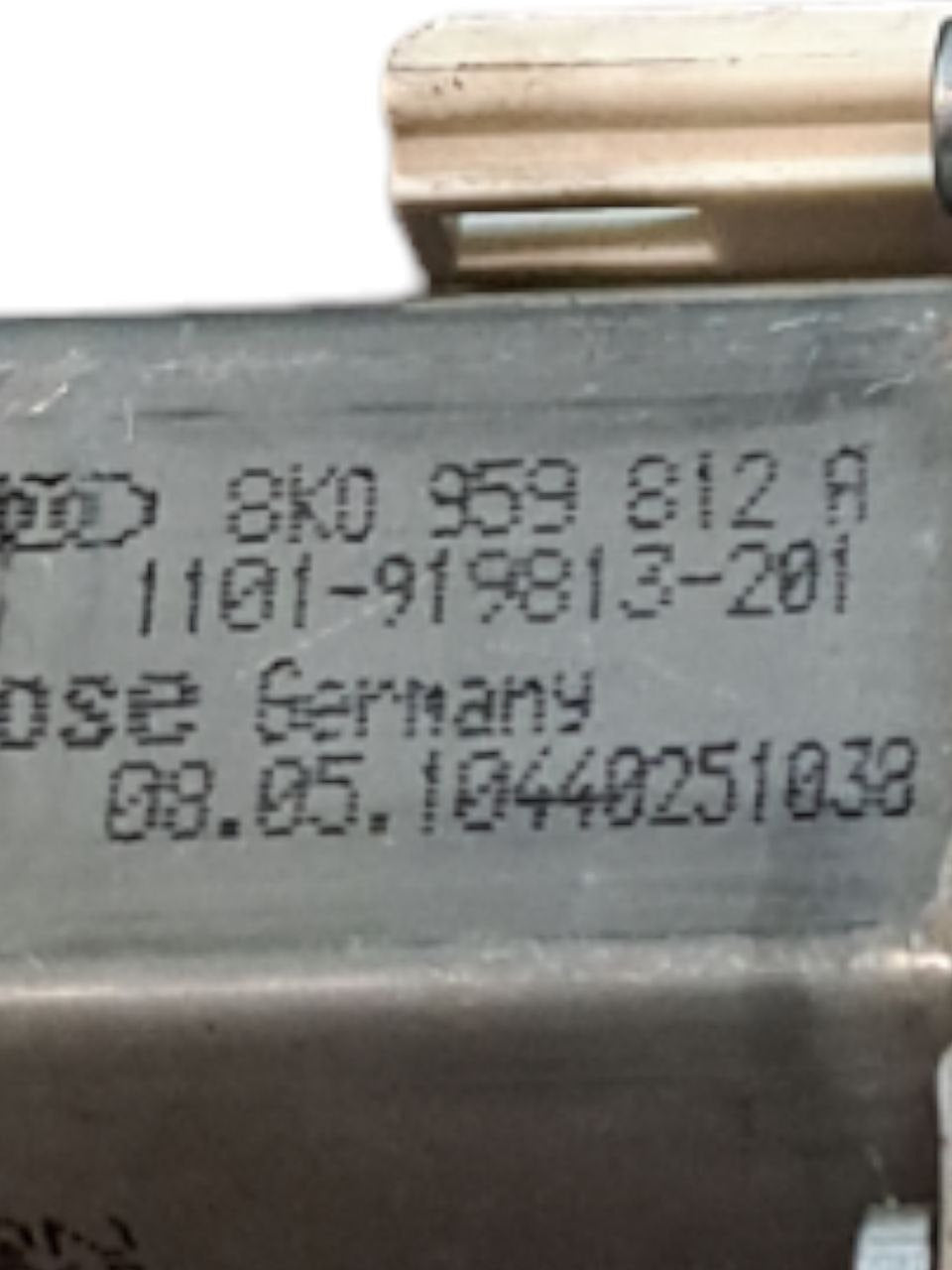 Motorino alzavetro Posteriore Destro (dx) Audi A4 B8 / Q5 / Q3 / A1 (2011 -2015) COD:8K0959812A