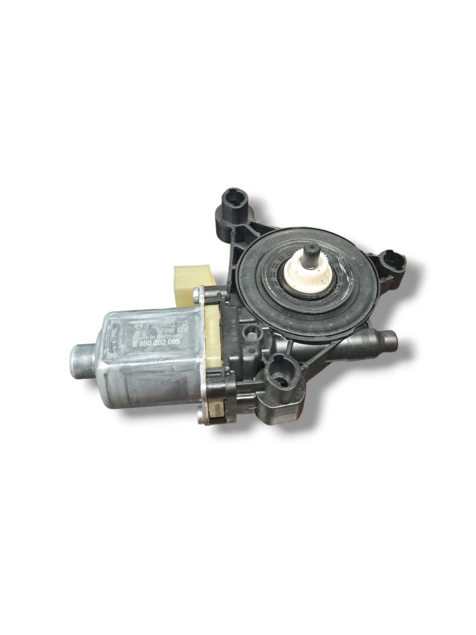 Motorino alzavetro posteriore sinistro (sx) Audi Q3 (2018>) COD:5Q0959801