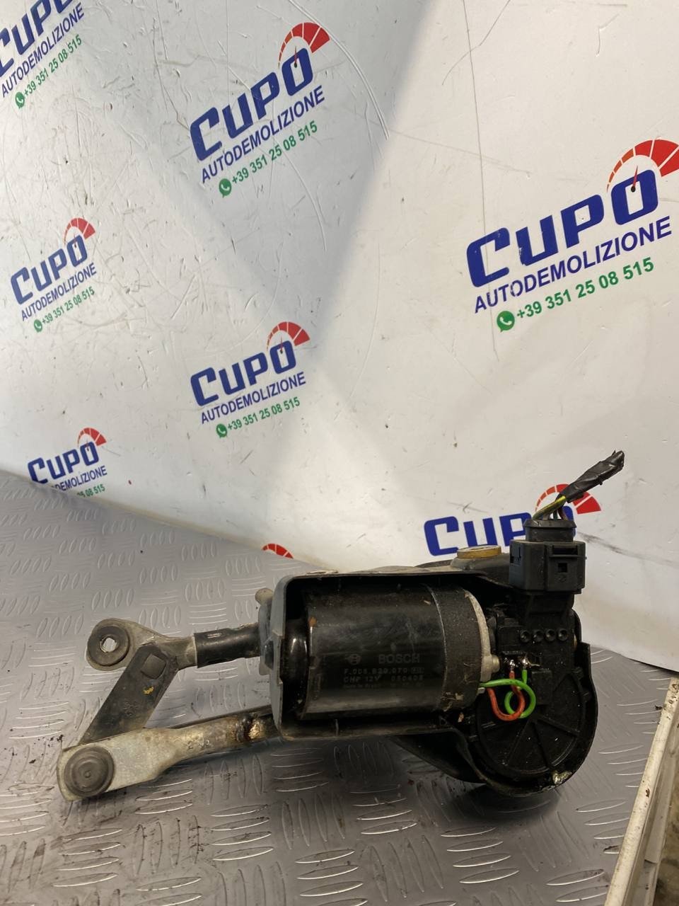 Motorino tergicristalli anteriore Volkswagen Fox cod:f008b20070