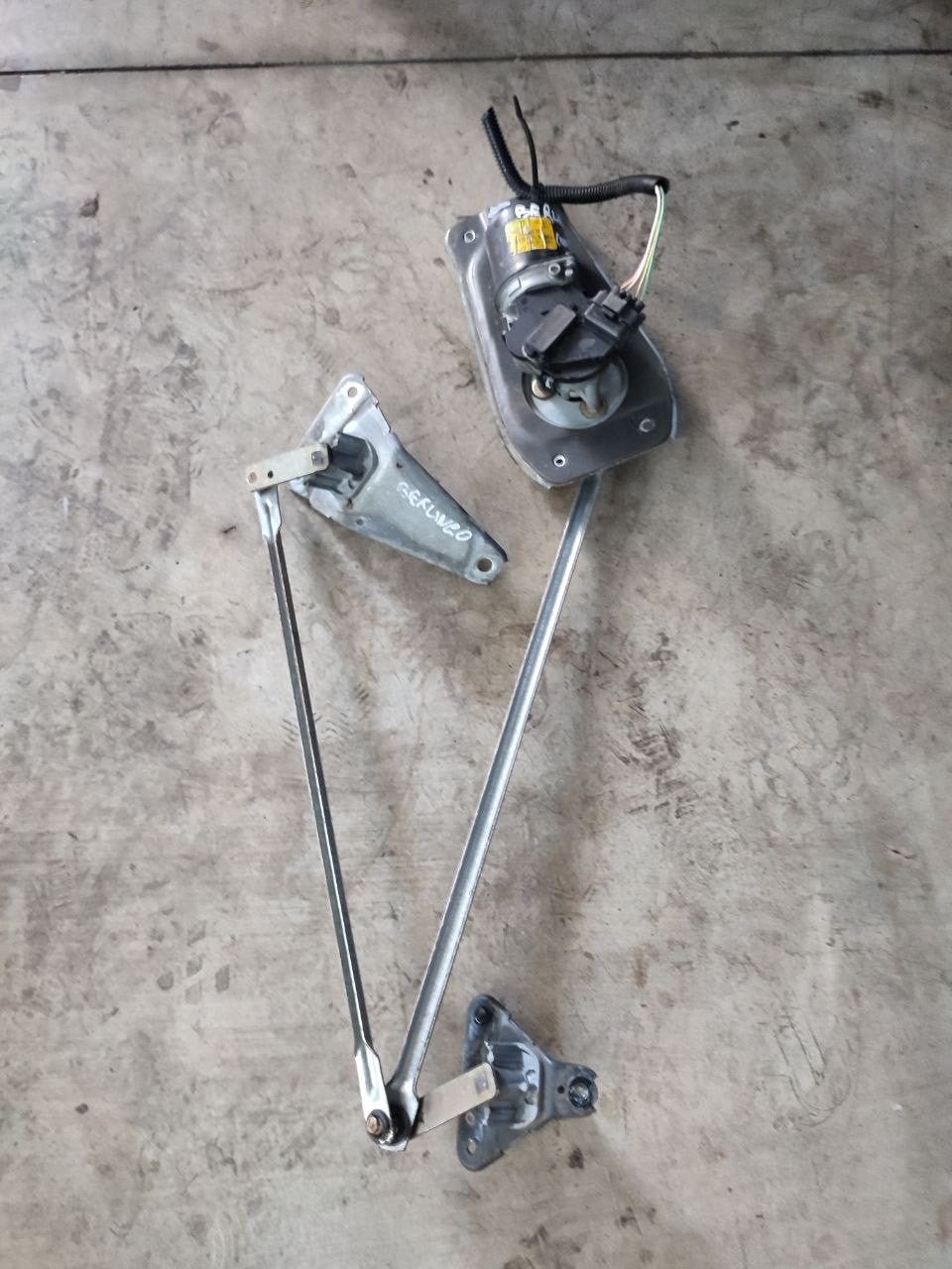 Motorino tergicristallo anteriore CITROEN BERLINGO (2005) cod: 964421078001