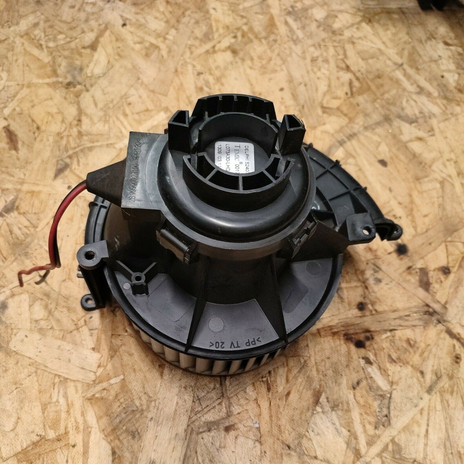 Motorino Ventola Riscaldamento Opel Astra H (2004-2007) 52407543 L073A30 Lhd12V