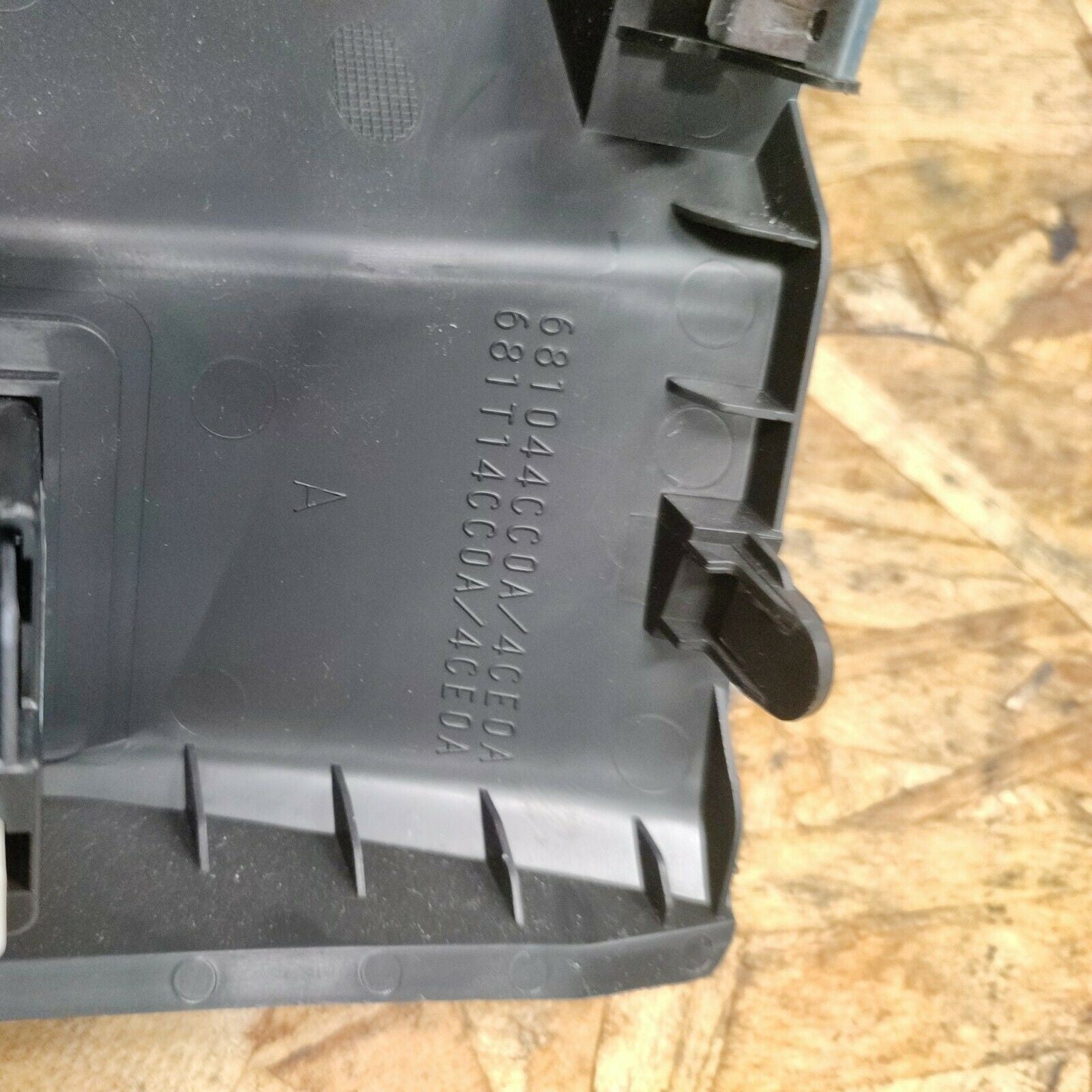 NISSAN X-TRAIL T32 (2013-2020) Pannello Rifinitura SCUDO 681044CC0A/4CE0A