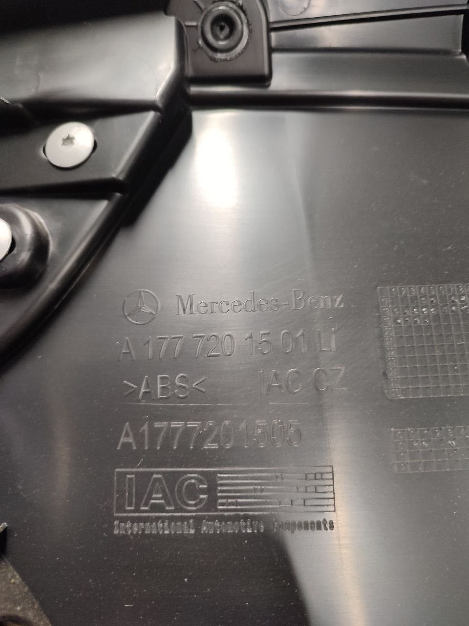 Pannello porta anteriore sinistra Mercedes classe A ( w177 ) cod A177201505 - BIBA-RICAMBI