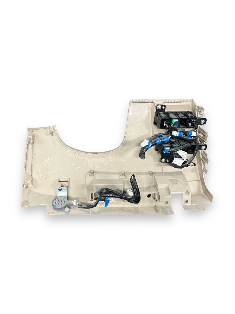 Pannello / Rivestimento / Modanatura inferiore con Comandi Nissan X-Trail (2014 al 2020) cod: 681R1