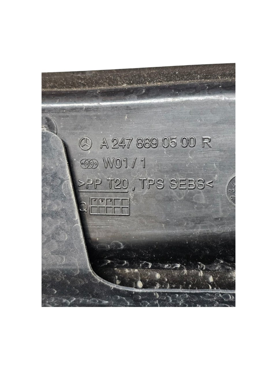 Parafango Anteriore Destro Mercedes Classe B W247 Cod:A2478890500 (2019->)