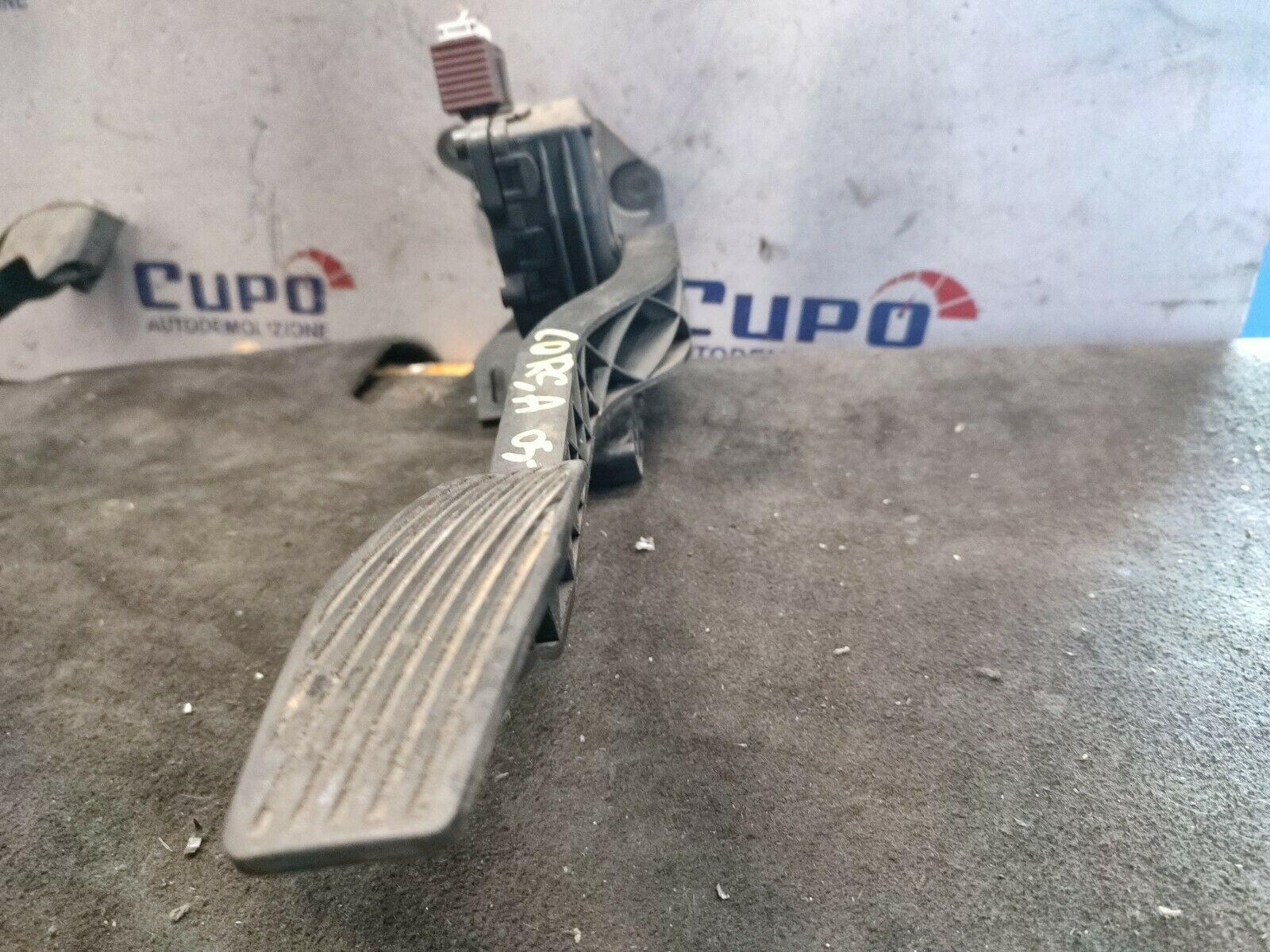 Pedale acceleratore elettronico  Opel Corsa C 1.3 Benzina (2000 -2006) GM9129423