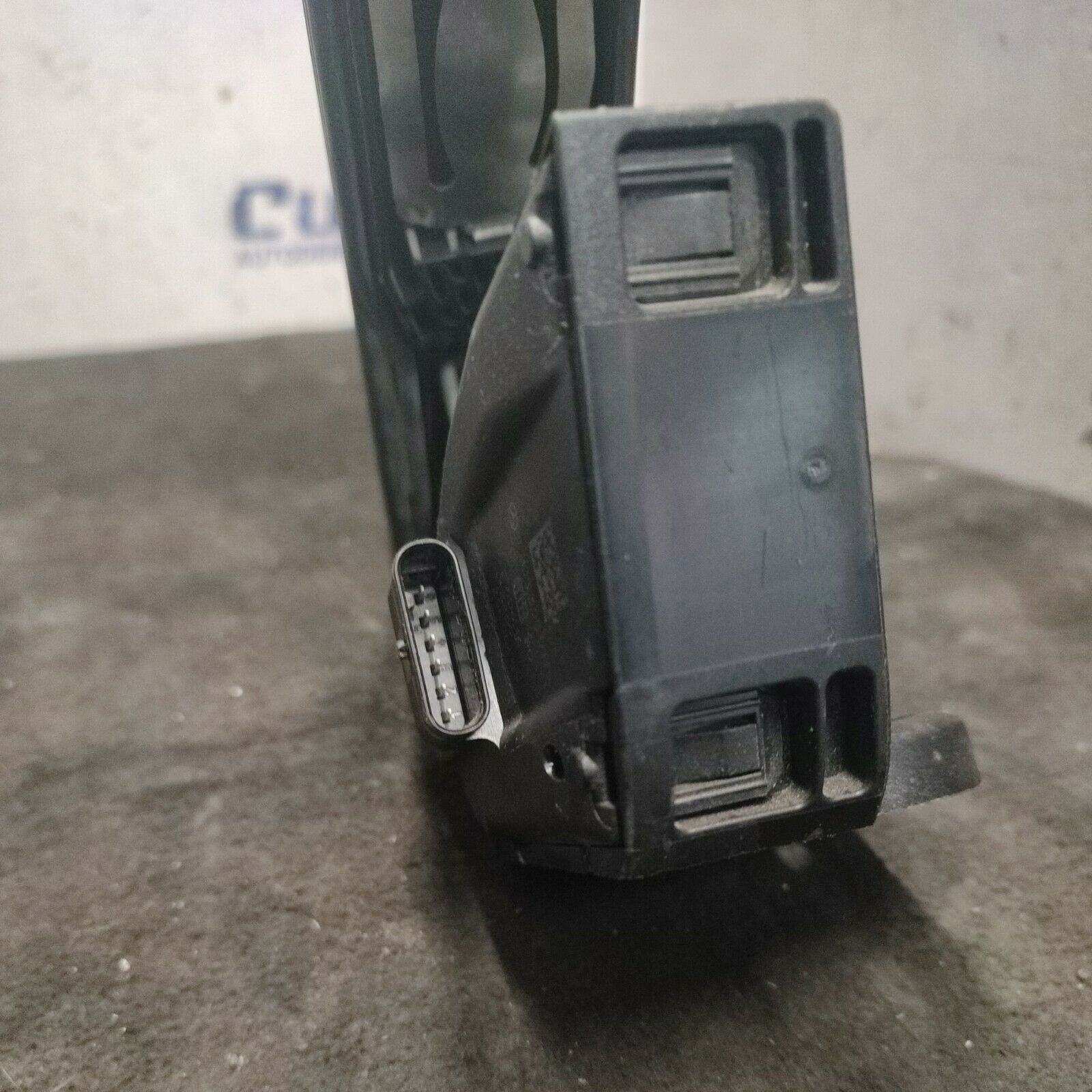 PEDALE ACCELERATORE MERCEDES CLASSE C W205 DAL (2014 in poi ) 2053000104