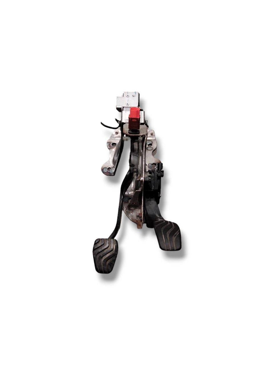 Pedale Freno + Acceleratore Nissan X-Trail T32 (2014-2020) cod.180024BA0B