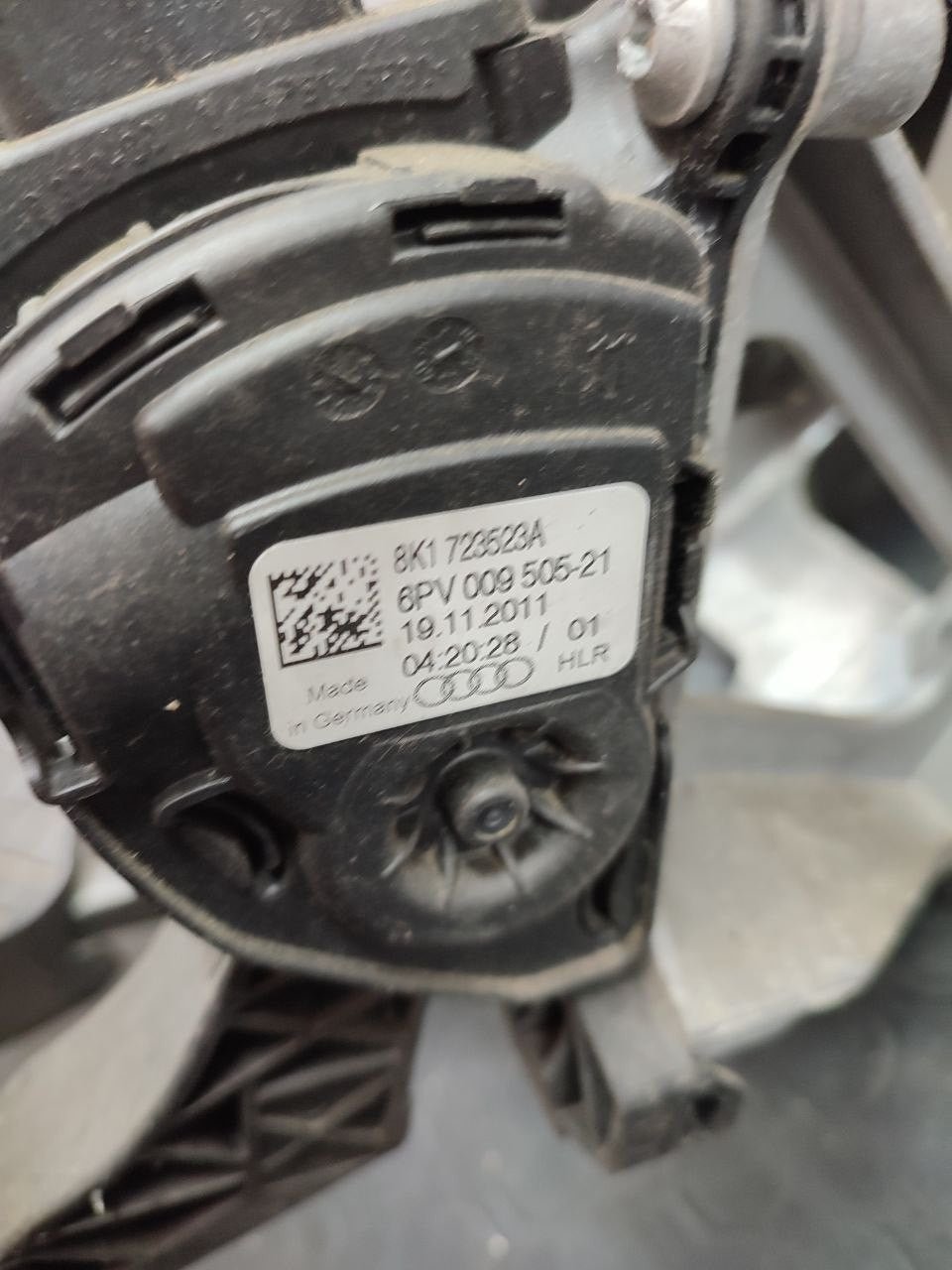 Pedali freno + acceleratore Audi A6 4g cod 4g1723117