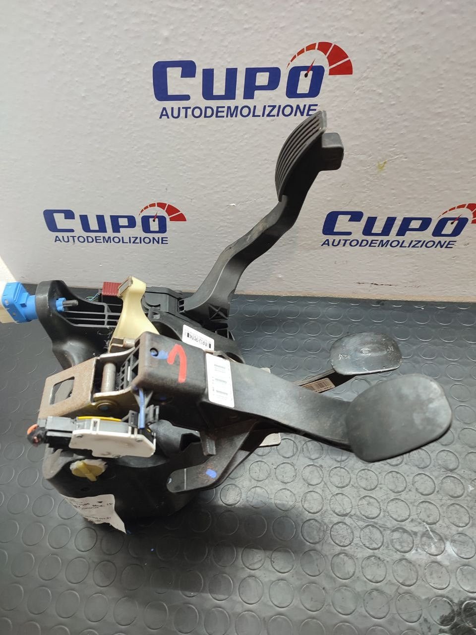 Pedana / Pedaliera Potenziometro + freno +  Frizione ALFA ROMEO GIULIETTA 1.4 (2010) B cod: 0518067620