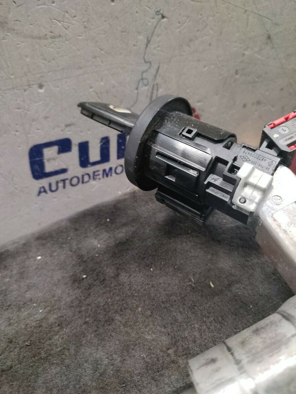 PIANTONE STERZO DACIA SANDERO MK2  5P Benz 5M (2012-2016) Codice: 488109267R