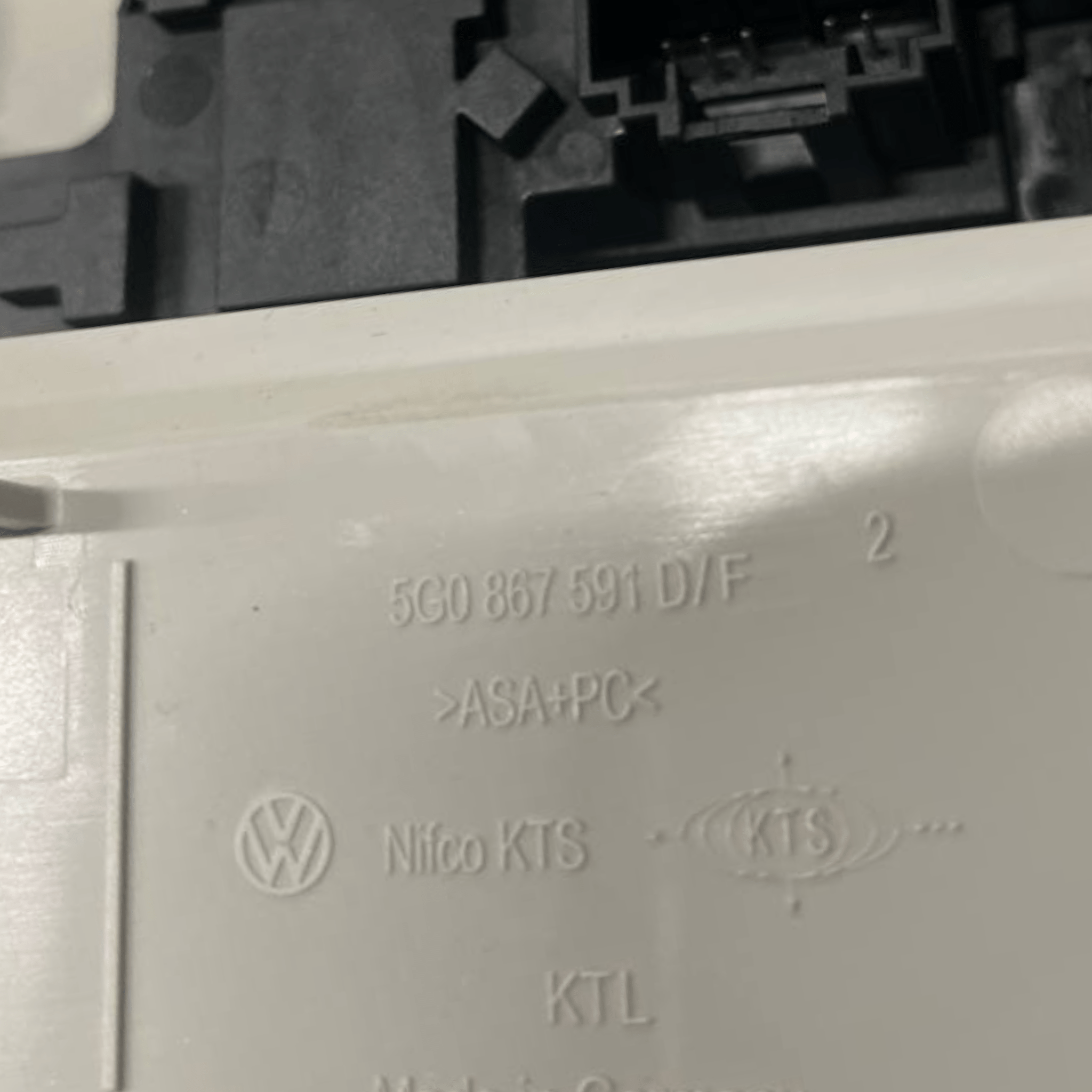 Plafoniera Luce interna anteriore Volkswagen Polo VI AW1 (2017 -) cod: 5G0867591D