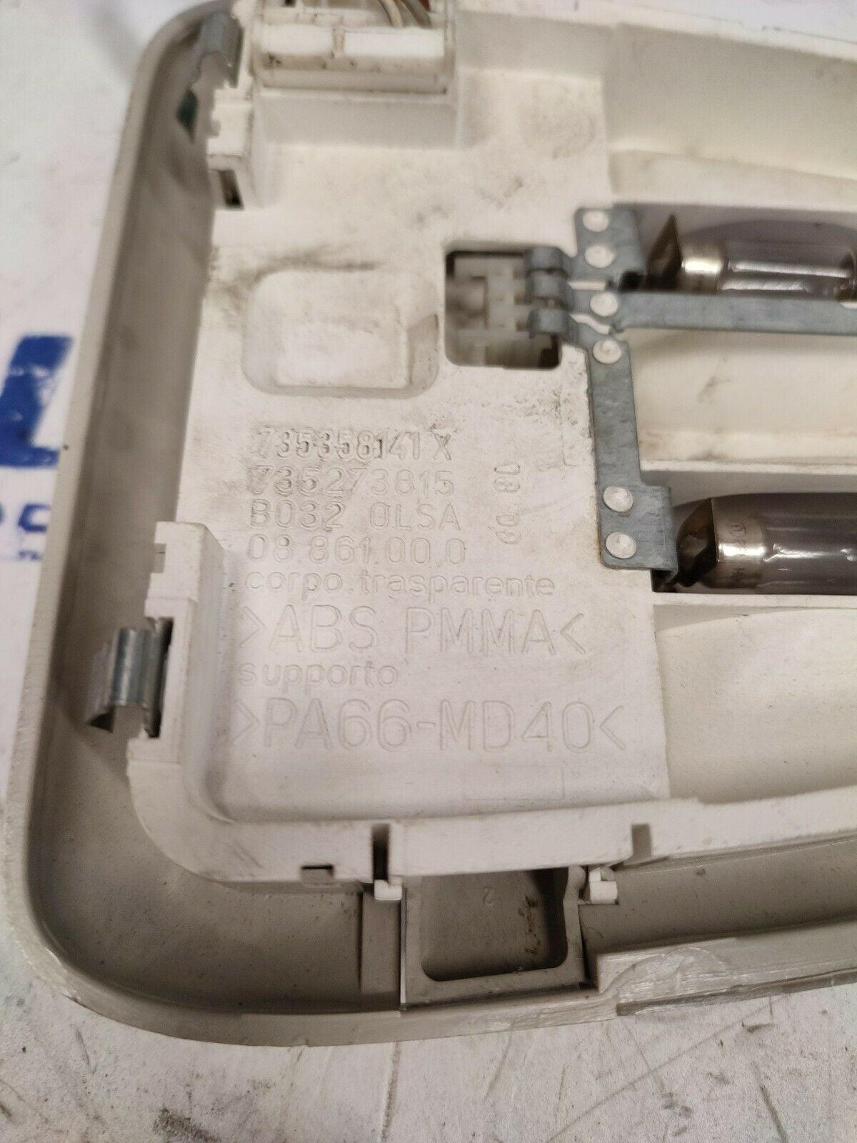 PLAFONIERA LUCE INTERNA FIAT CROMA (194) 1.9 D MULTIJET  735358141x