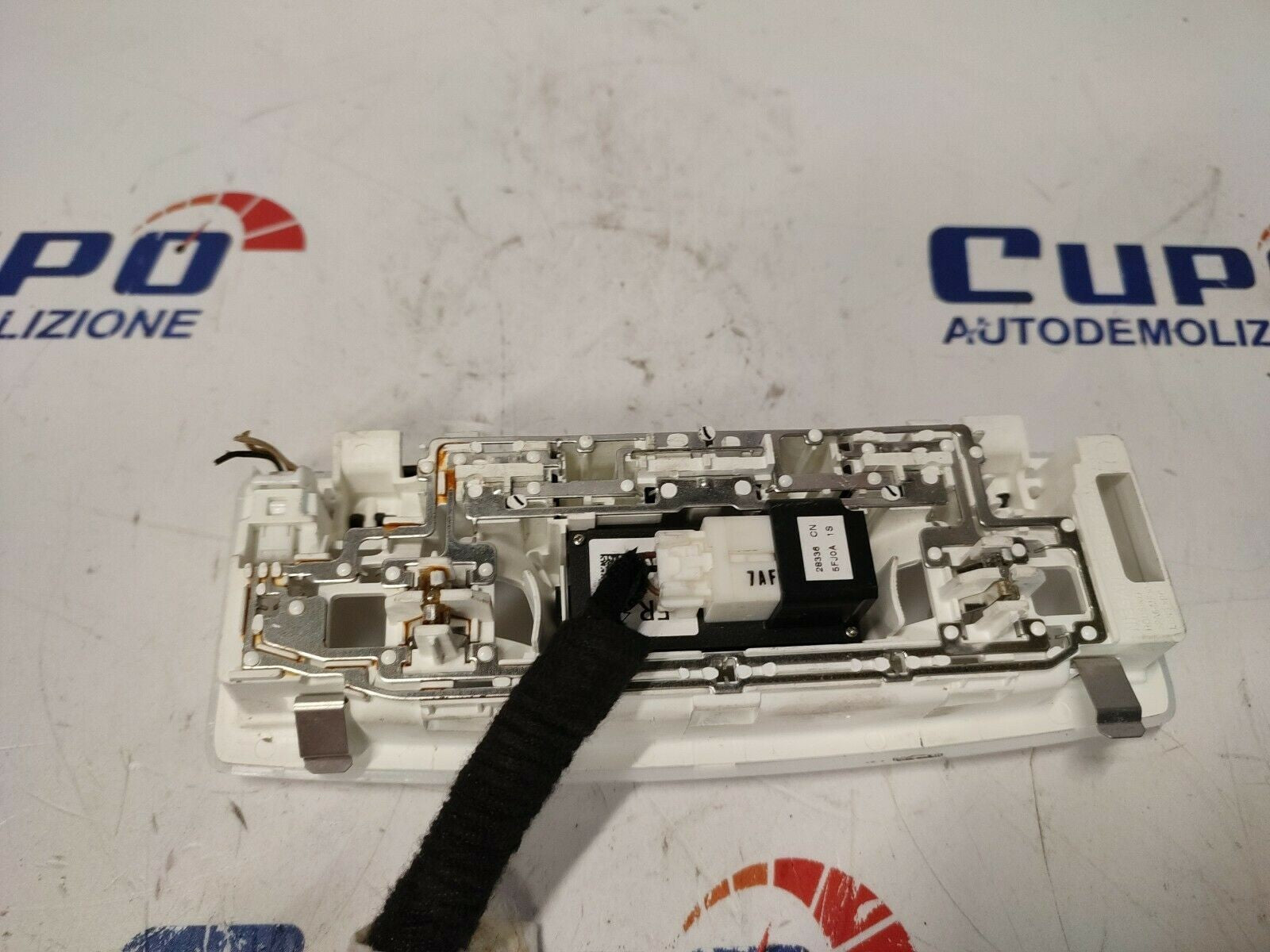 PLAFONIERA LUCE INTERNA NISSAN Micra Serie 1000  (2017)  646732 264305TA0A