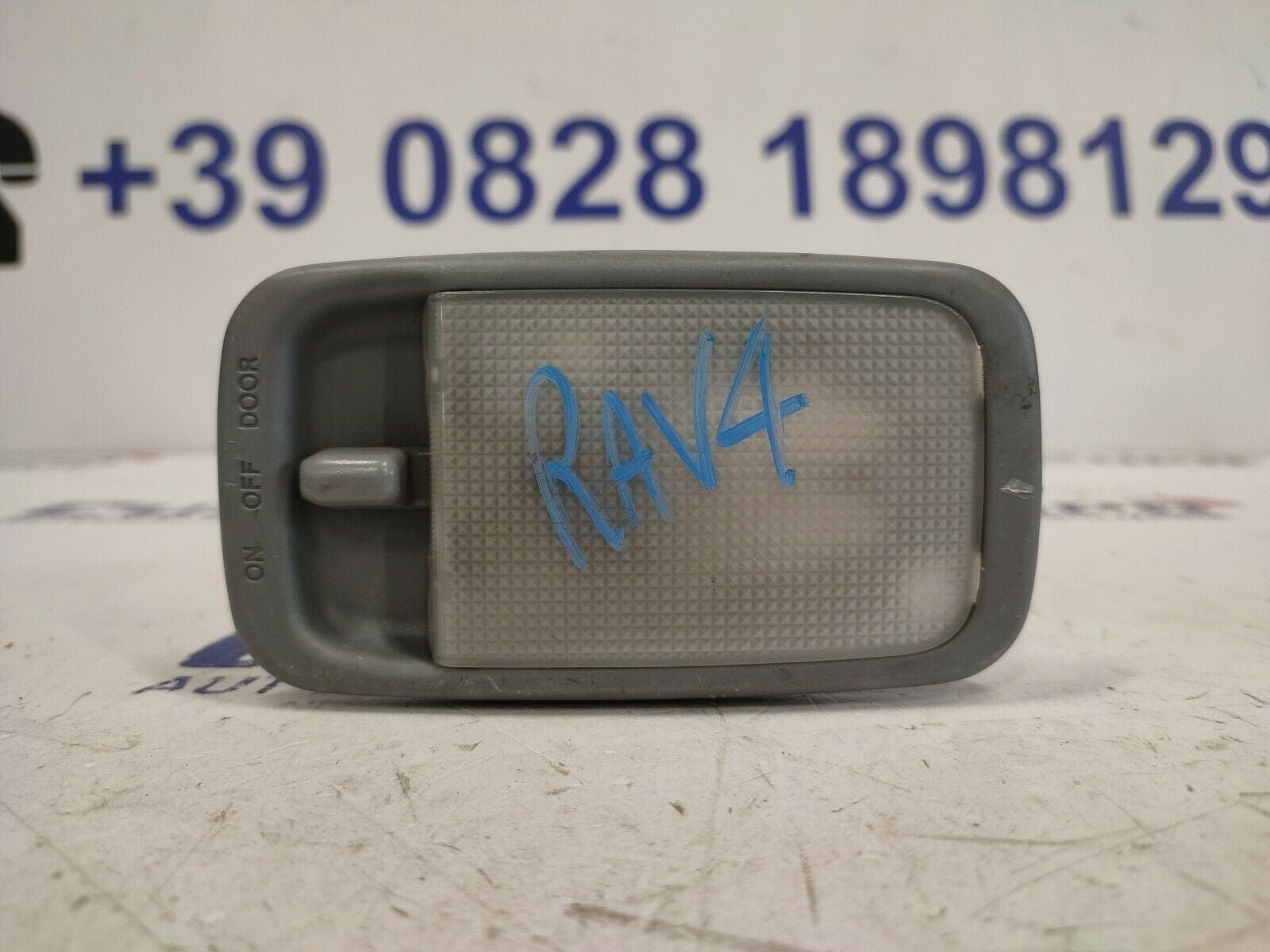 Plafoniera Luce Interna Posteriore  Toyota Rav4