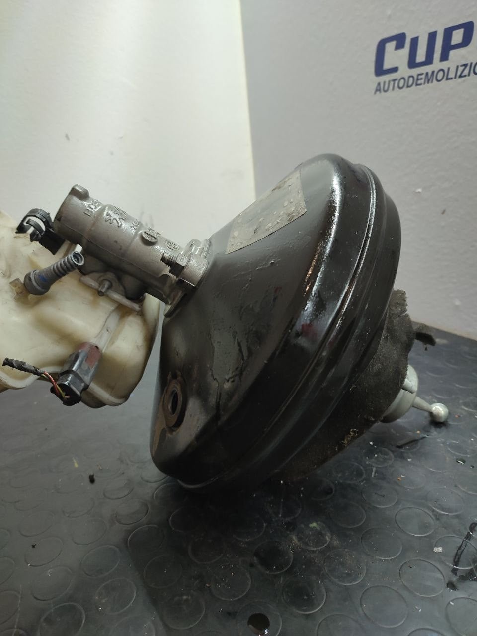 Pompa Servofreno Citroen c3 con vaschetta 1.45 (2020) cod: 9682984580