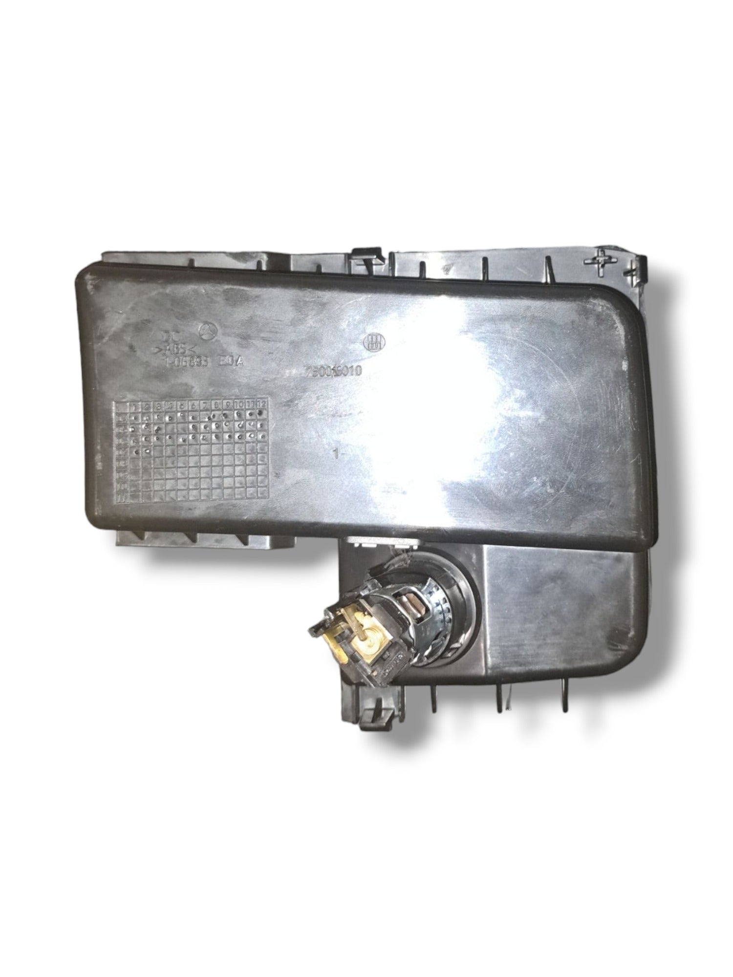 Porta bicchieri con accendi sigari Mercedes classe A W169 (2005) COD: 1-06893