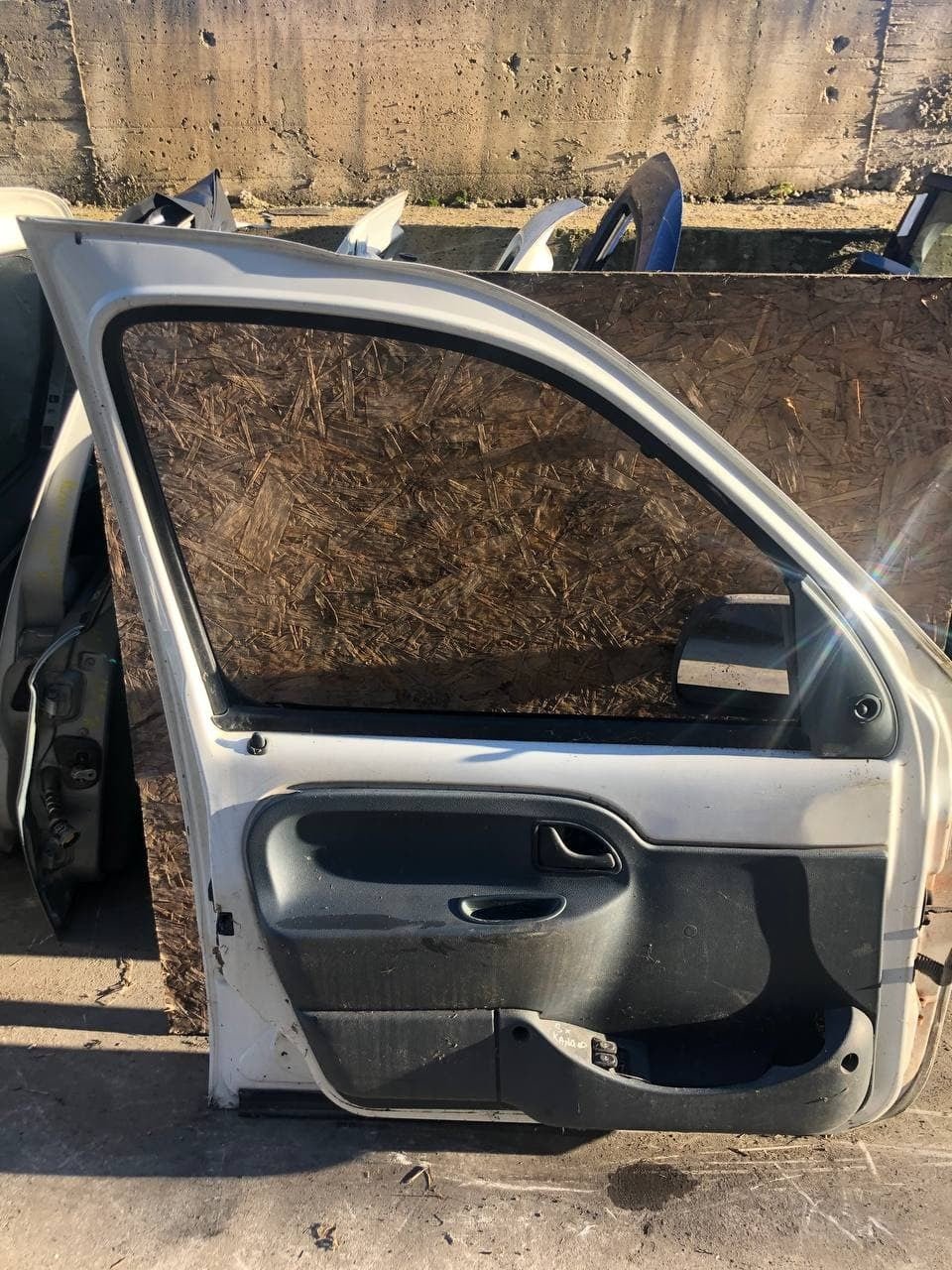 Portiera Anteriore Sx Renault Kangoo 2005 Bianca No Specchietto