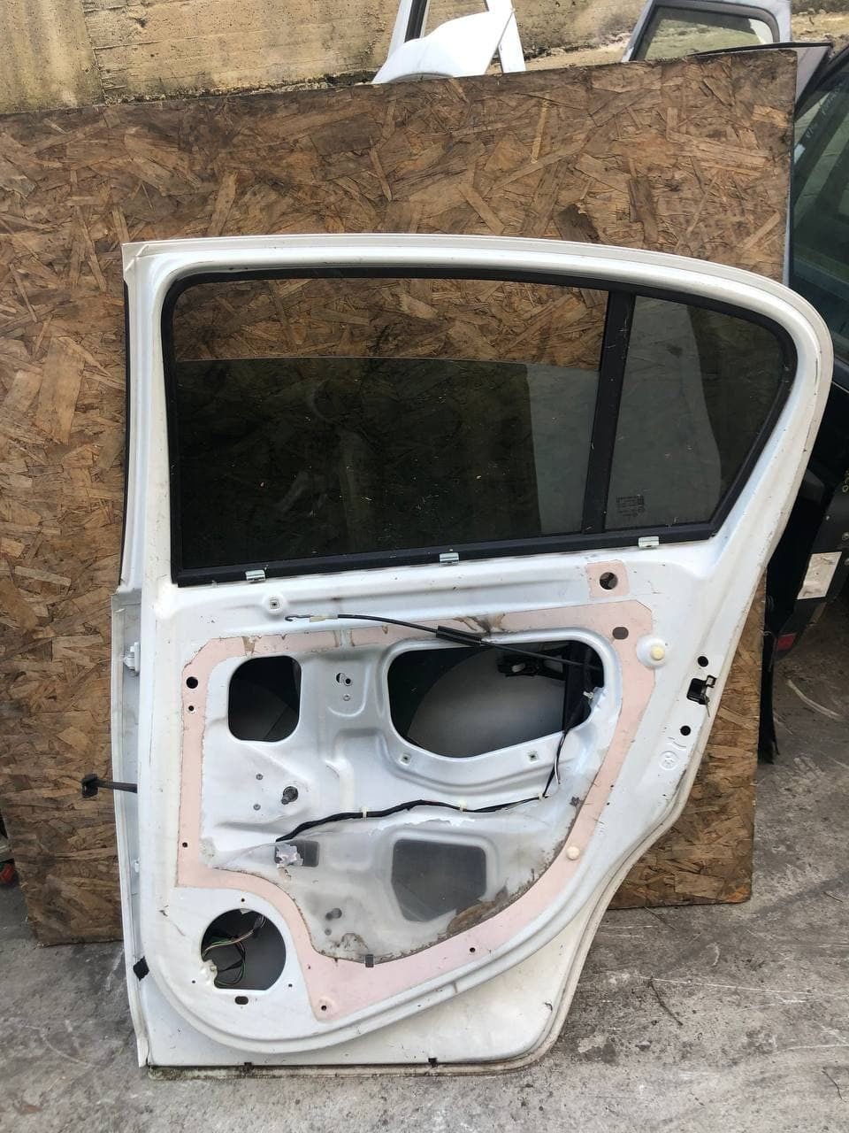 Portiera posteriore Dx Opel corsa bianca 2006