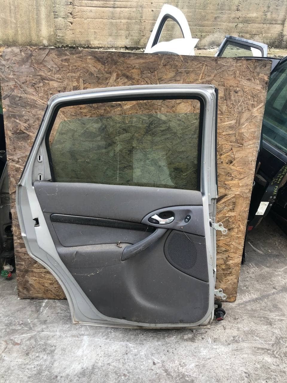 Portiera posteriore sinistra Ford Focus mk1 '99