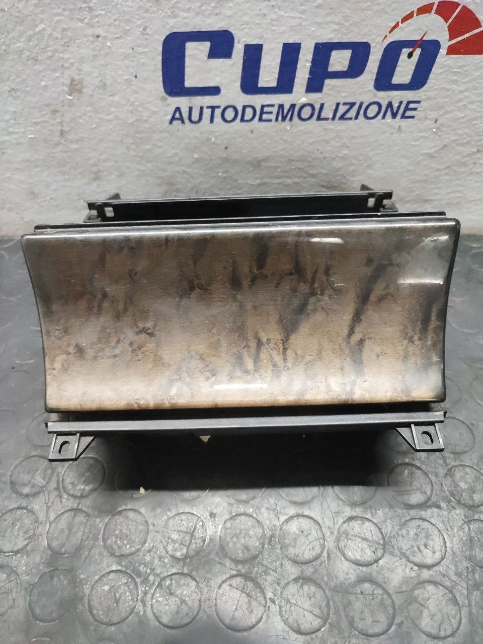Posacenere Centrale Mercedes Classe E W210 SW (2003)
