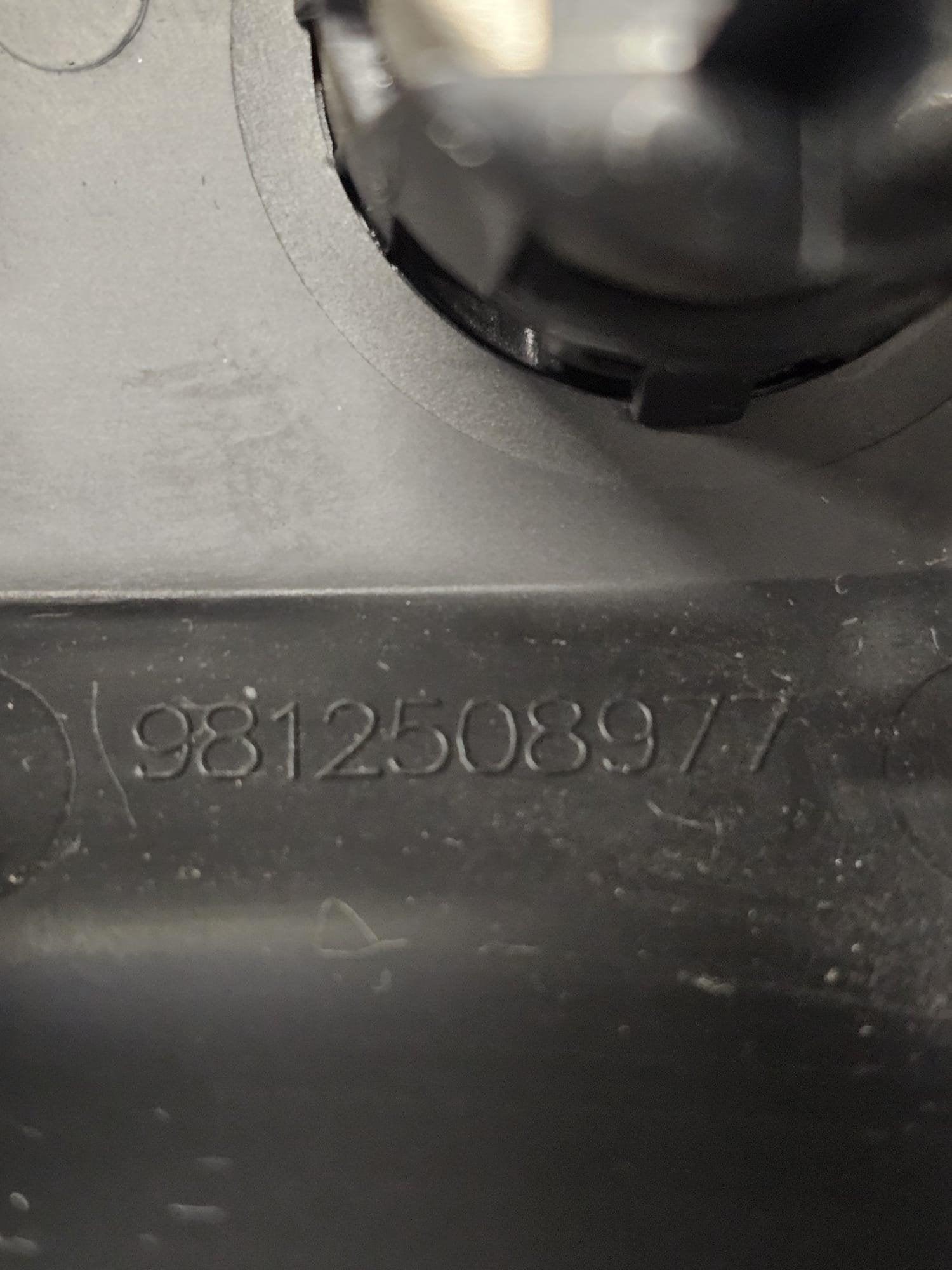 Presa Accendisigari Citroen C3 (2016-2023) Cod:9812508977