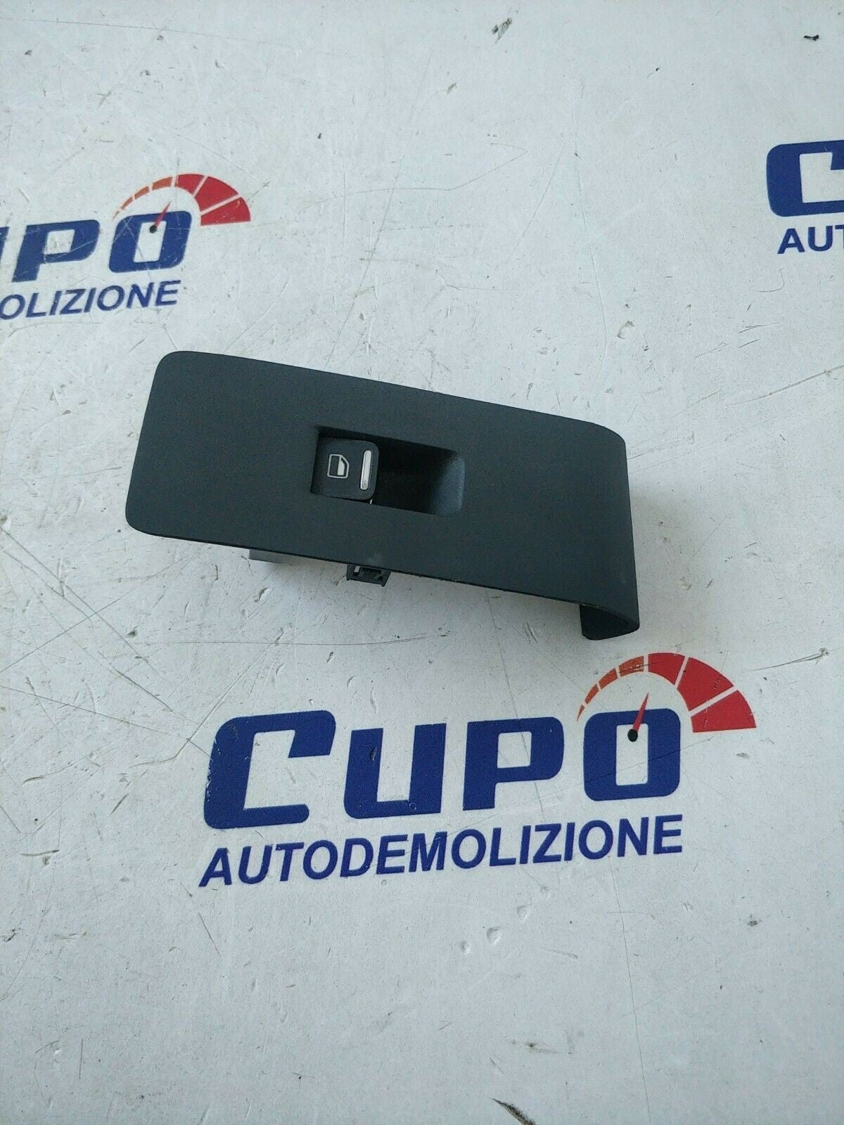 Pulsante Alzavetri Anteriore Destro Volkswagen New Beetle t0502536 - BIBA-RICAMBI