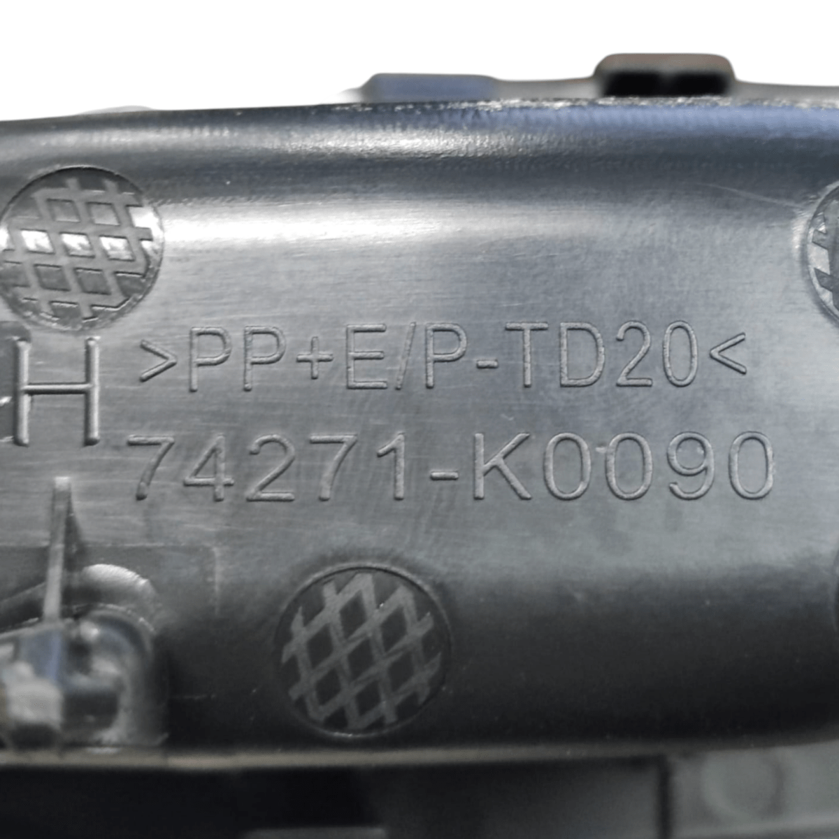Pulsante Alzavetro Posteriore Destro Toyota Yaris Cross COD: 74271K0090 (2020-)