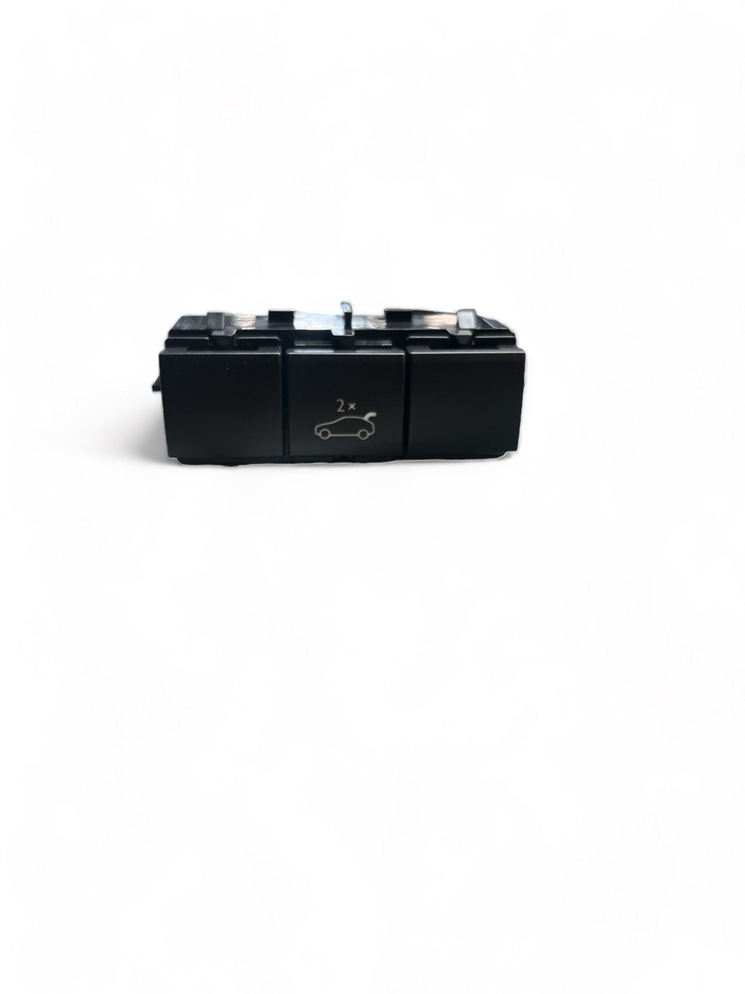 Pulsante Interruttore Apertura Portellone Cofano Posteriore Peugeot 3008 ( 2019 ) cod: 9813047277