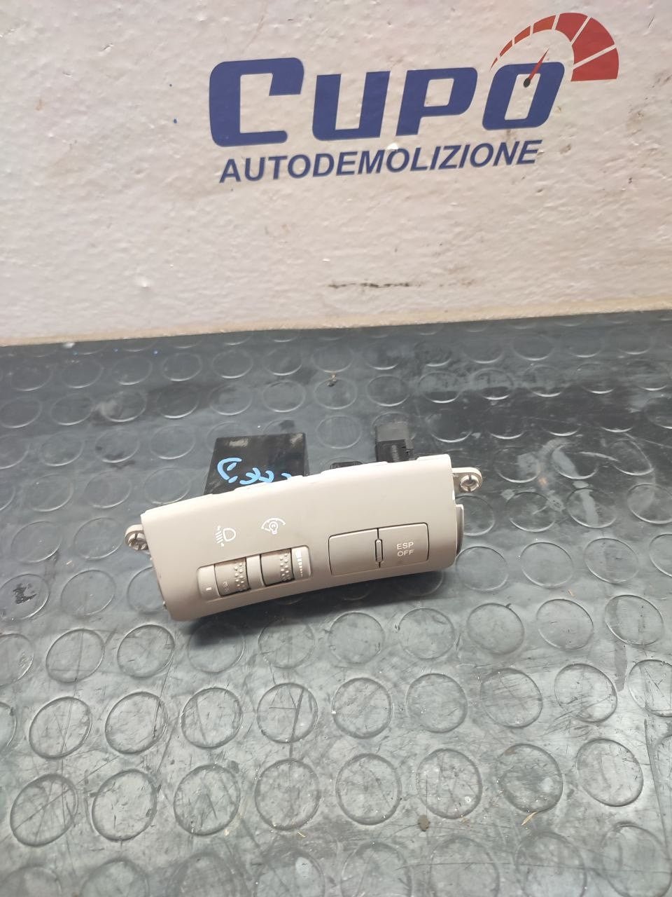 Pulsanti regolazione fari + Esp Kia cee'd mk1 cod 93300-1h400ed