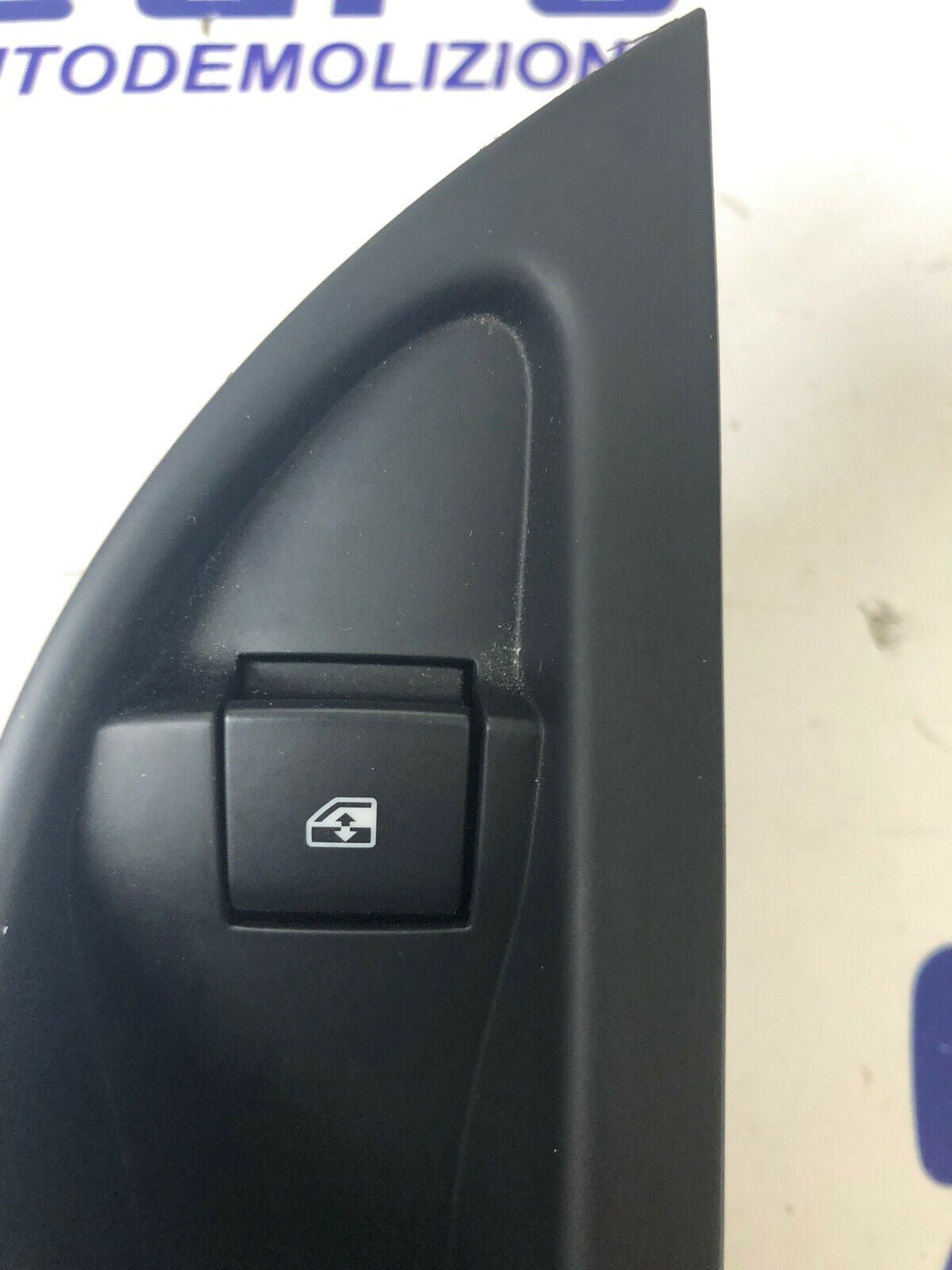 Pulsantiera Alzacristalli Posteriore Sinistra SX Opel Astra J 2010 2015 13301888