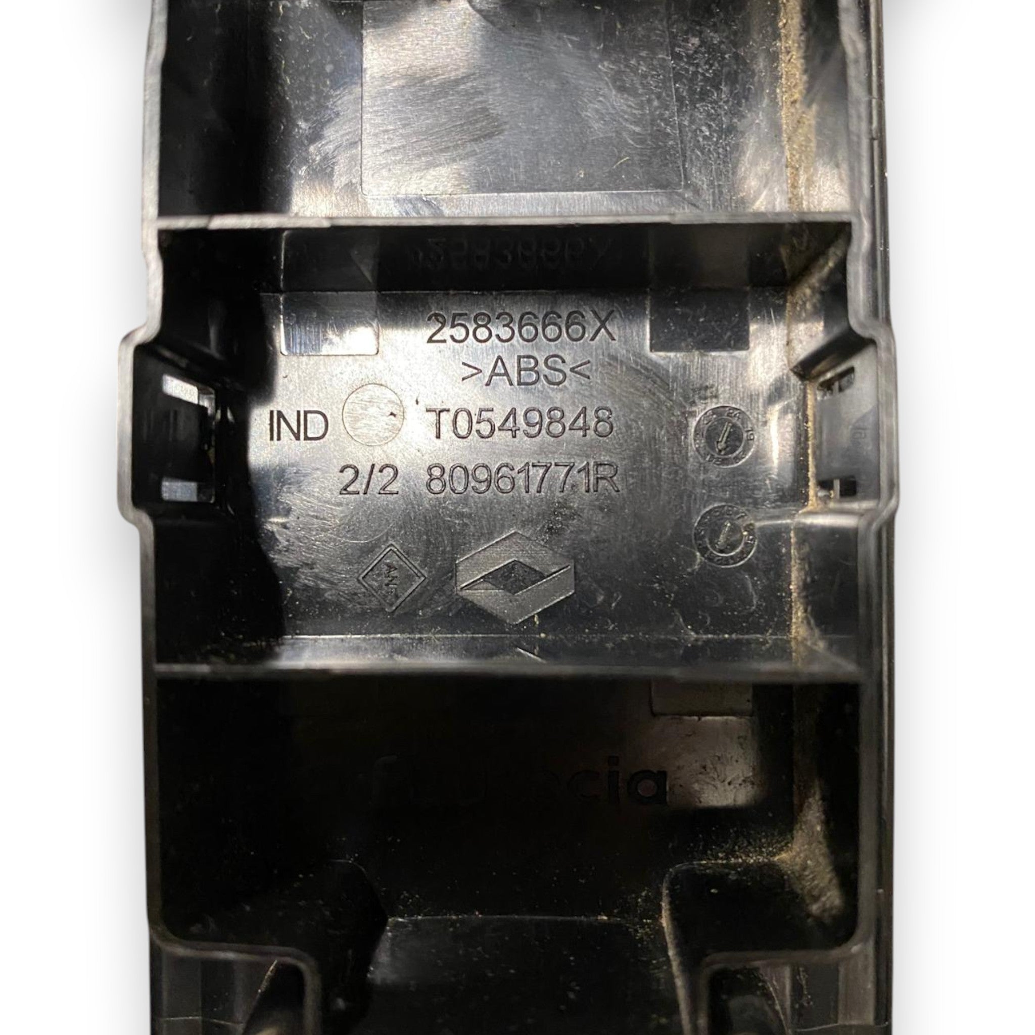 Pulsantiera alzavetro anteriore destro (dx) Dacia Sandero Stepway (2012-2020) Cod: 80961771R