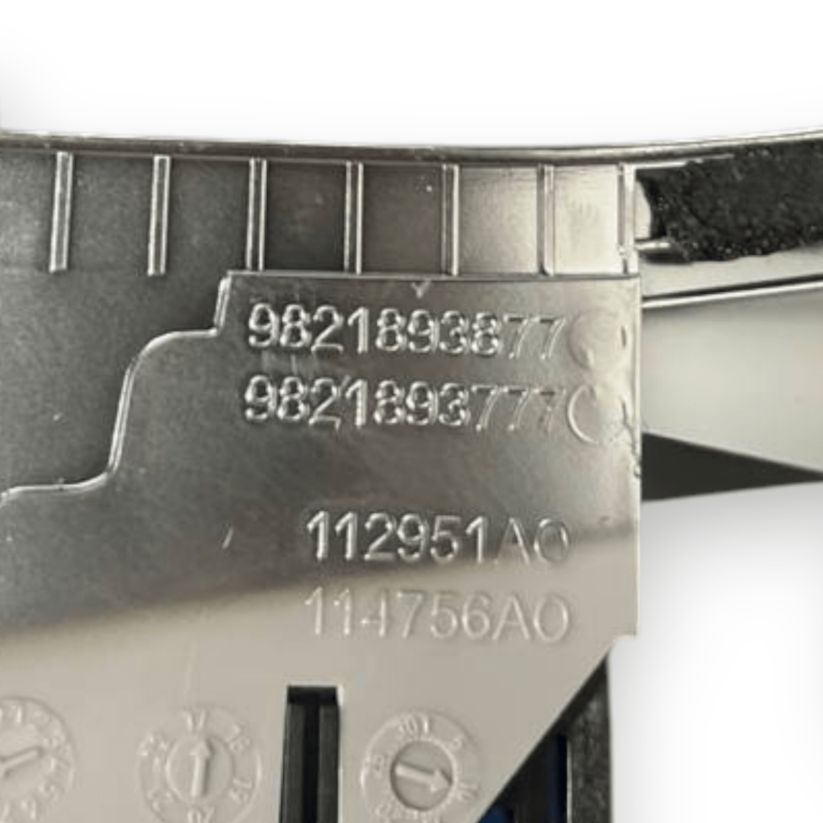 Pulsantiera Alzavetro Centrale + Interruttore Freno Elettronico DS7 Crossback (2017 -) cod: 9821893877
