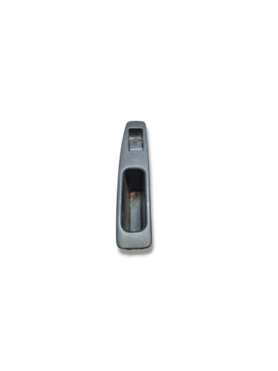 Pulsantiera Alzavetro Posteriore Destra (dx) Nissan Qashqai J10 ( 2006 - 2014 ) COD:82950JD000